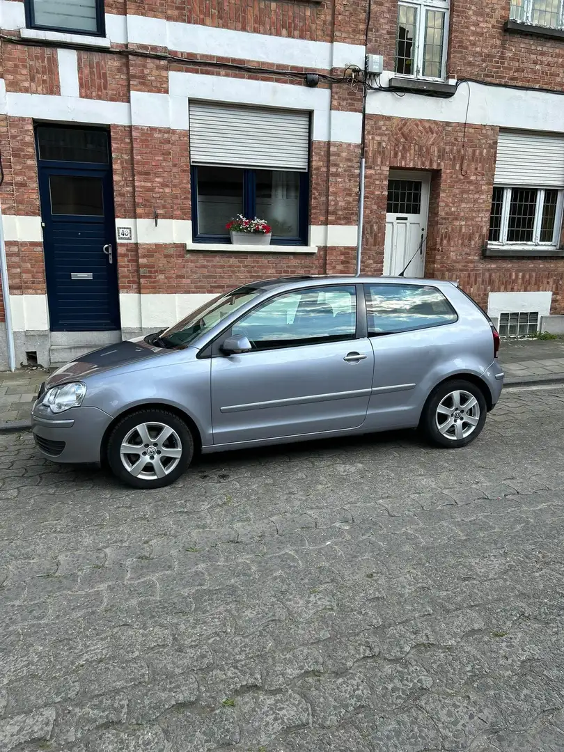 Volkswagen Polo 1.4i 16v FSi Sport Edition - 2