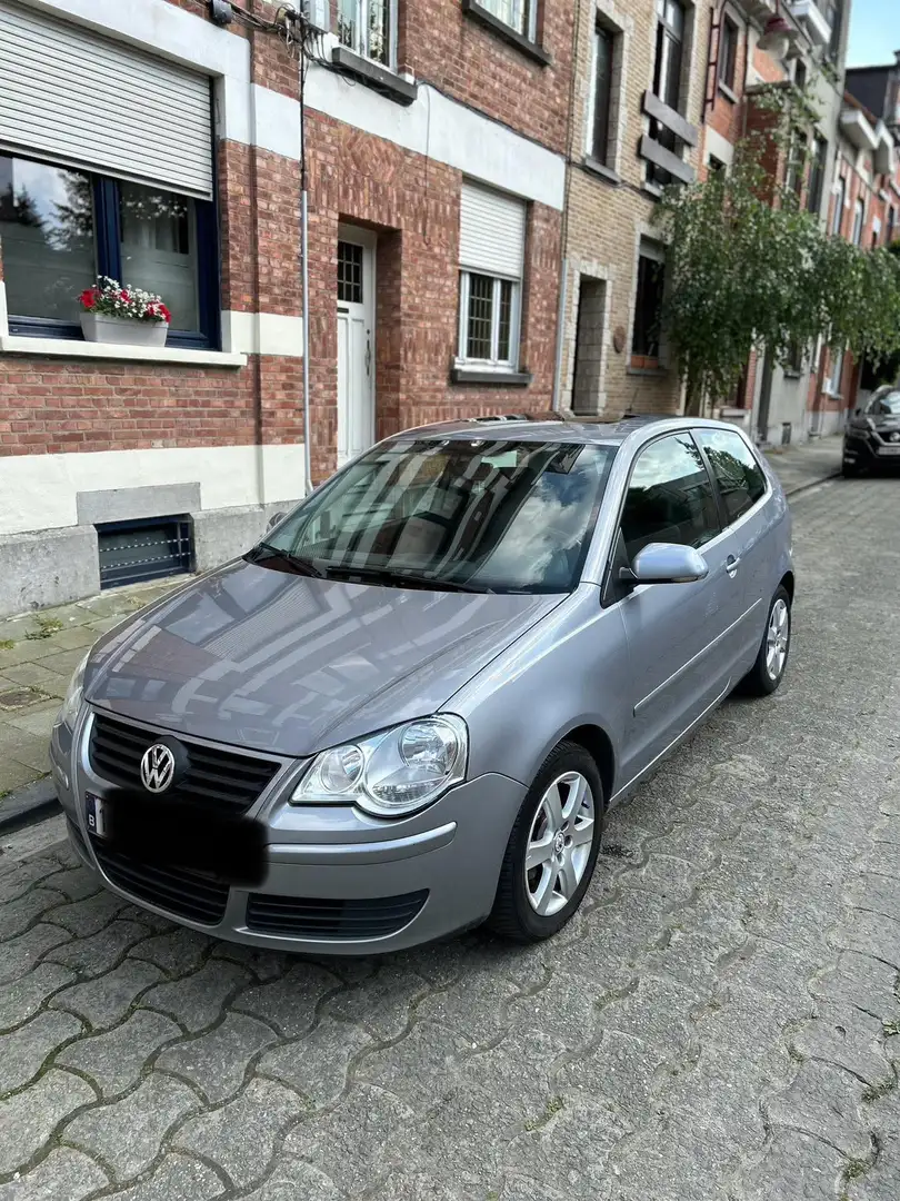Volkswagen Polo 1.4i 16v FSi Sport Edition - 1
