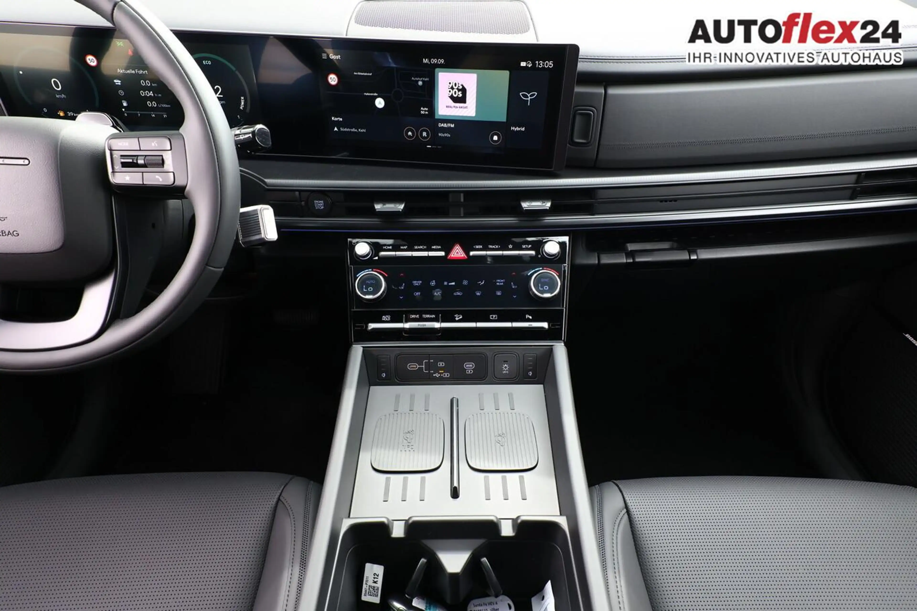 Hyundai SANTA FE HEV 4WD Blackline 7S Nappa Pano 20Z HUD 132 kW ... — photo 7