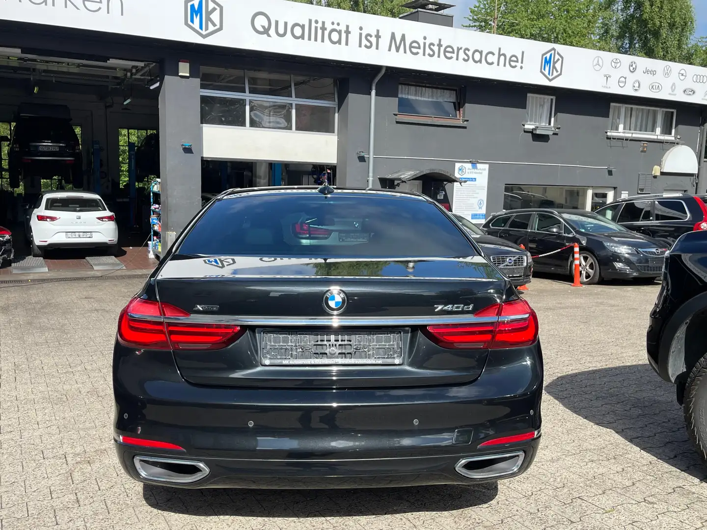 BMW 740 740 d xDrive Noir - 1