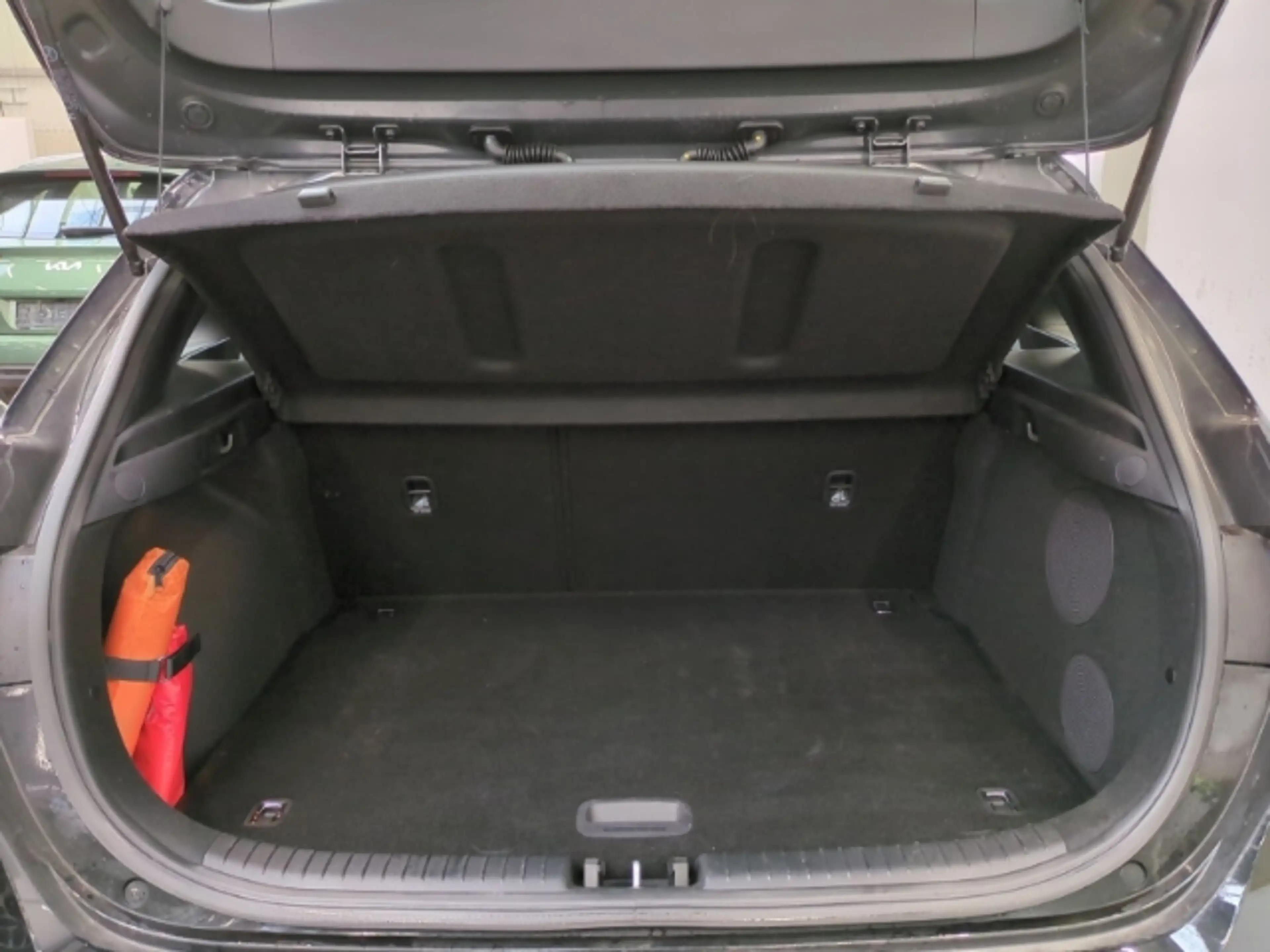 Kia Ceed / cee'd Spirit 1.5T DCT7 NAVI,KAMERA,SITZHZG,DAB — photo 6