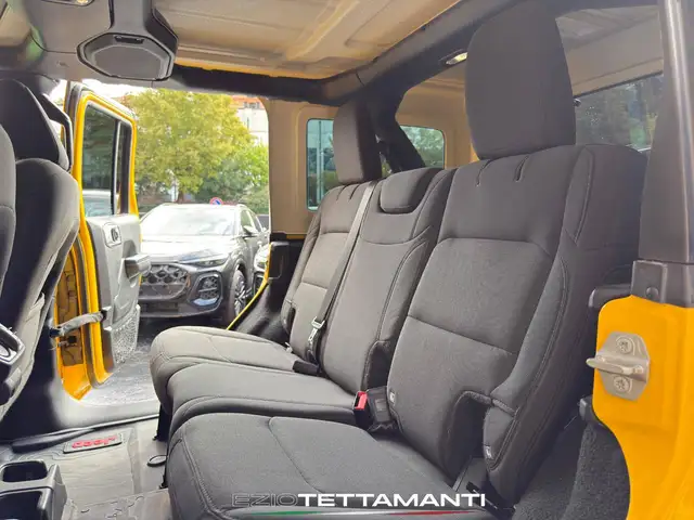 Jeep Wrangler view 17