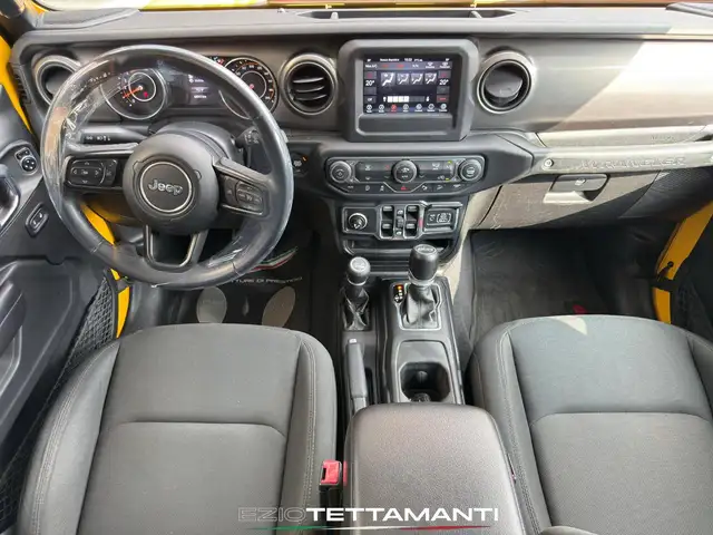 Jeep Wrangler view 13