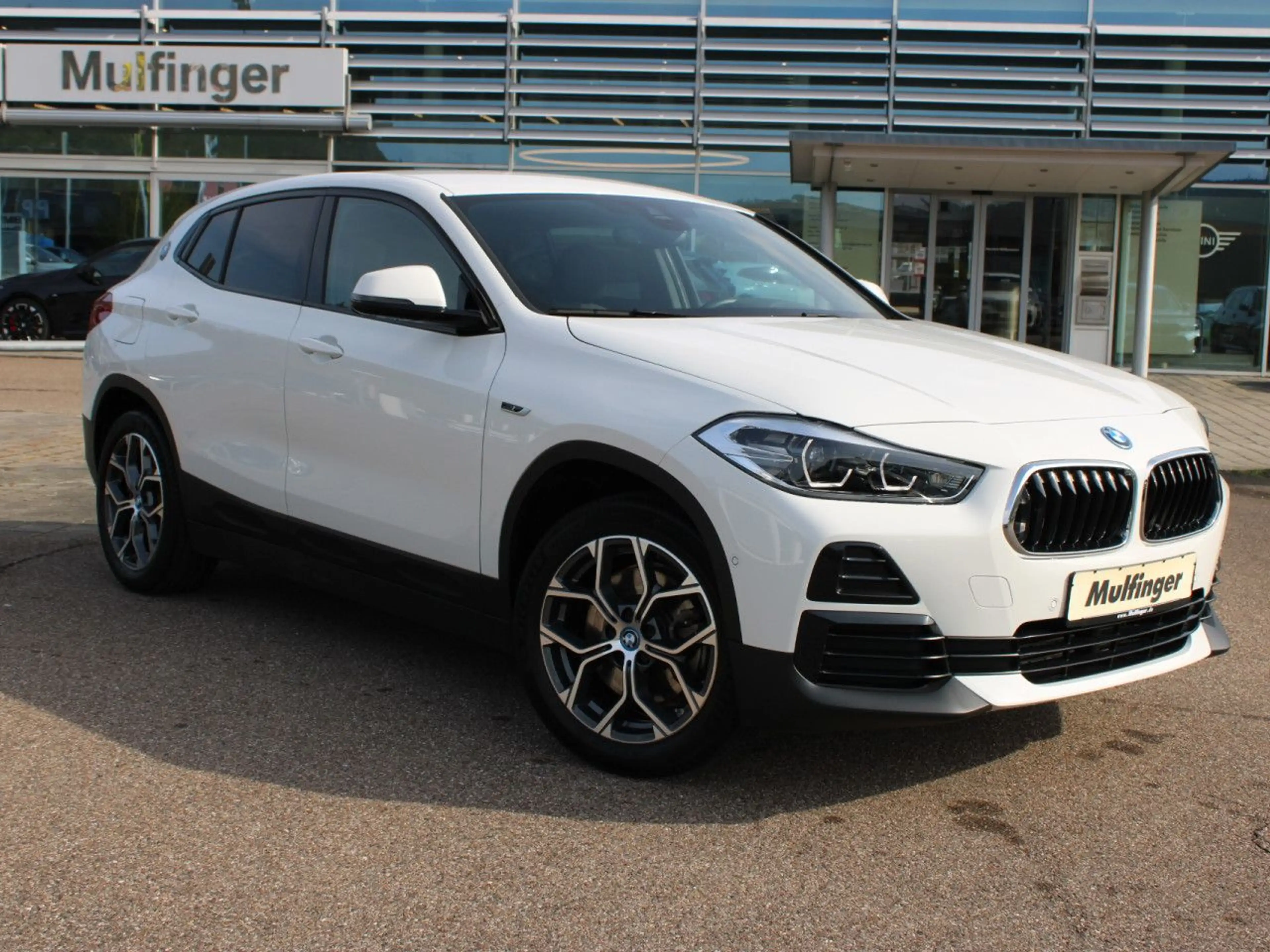 BMW X2 5e Sports.Navi LED Kamera HiFi DAB Temp.18" — photo 2