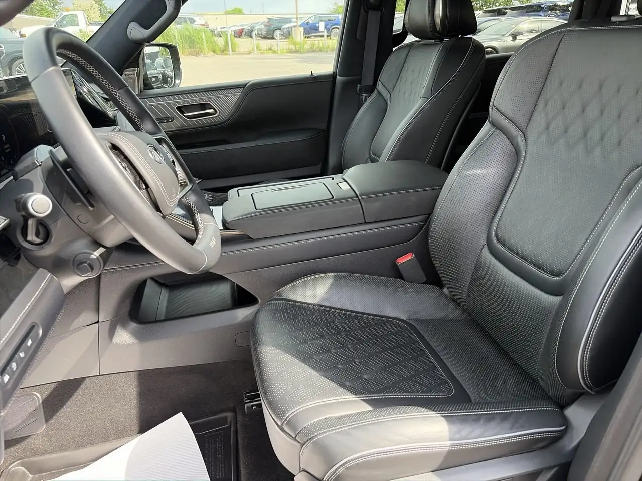 Infiniti QX80 fotografie Infiniti QX80