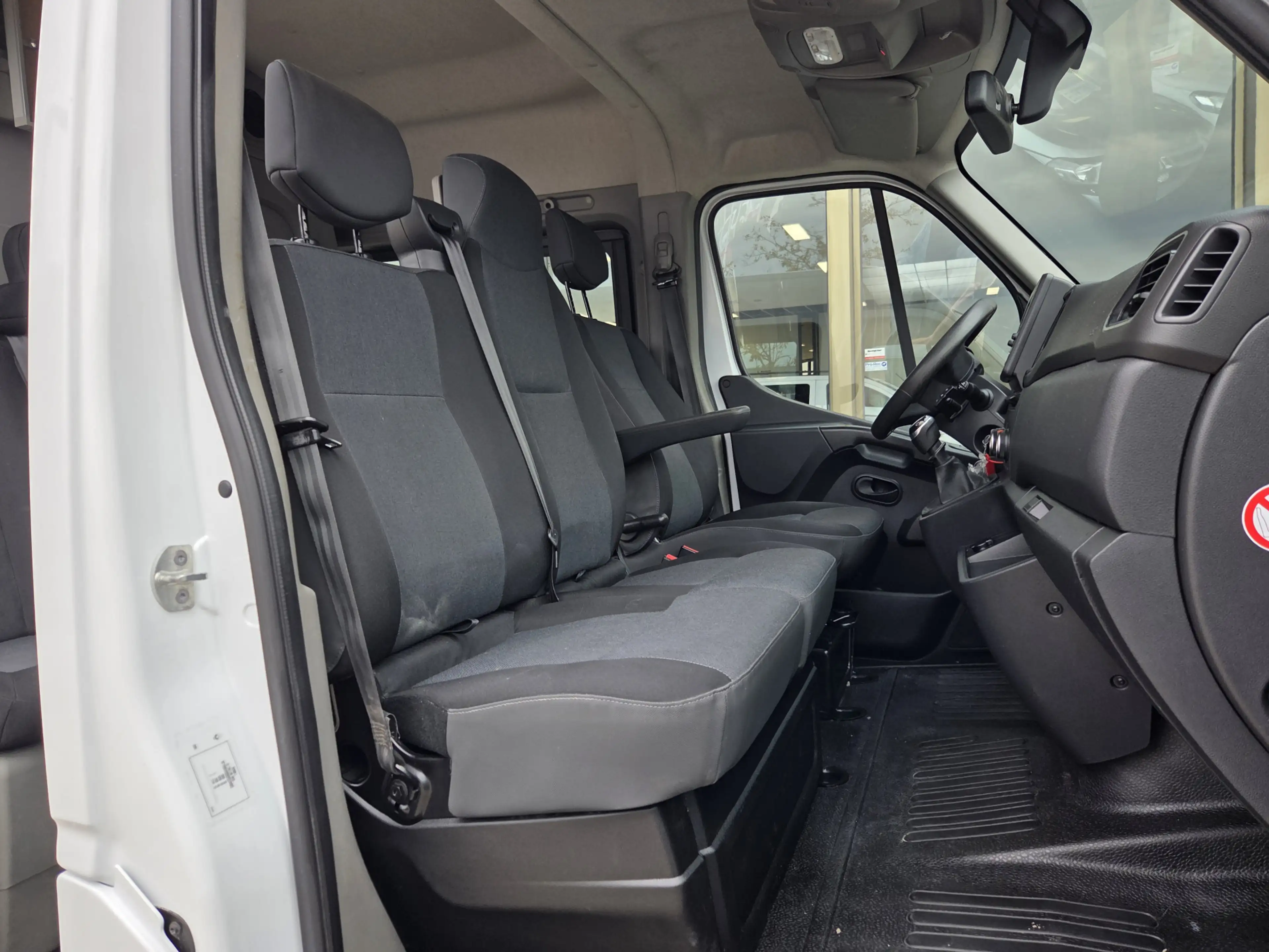 Renault Master T35 2.3 dCi L2H2 DC 7-Persoons Airco Cruisecontrol — photo 21