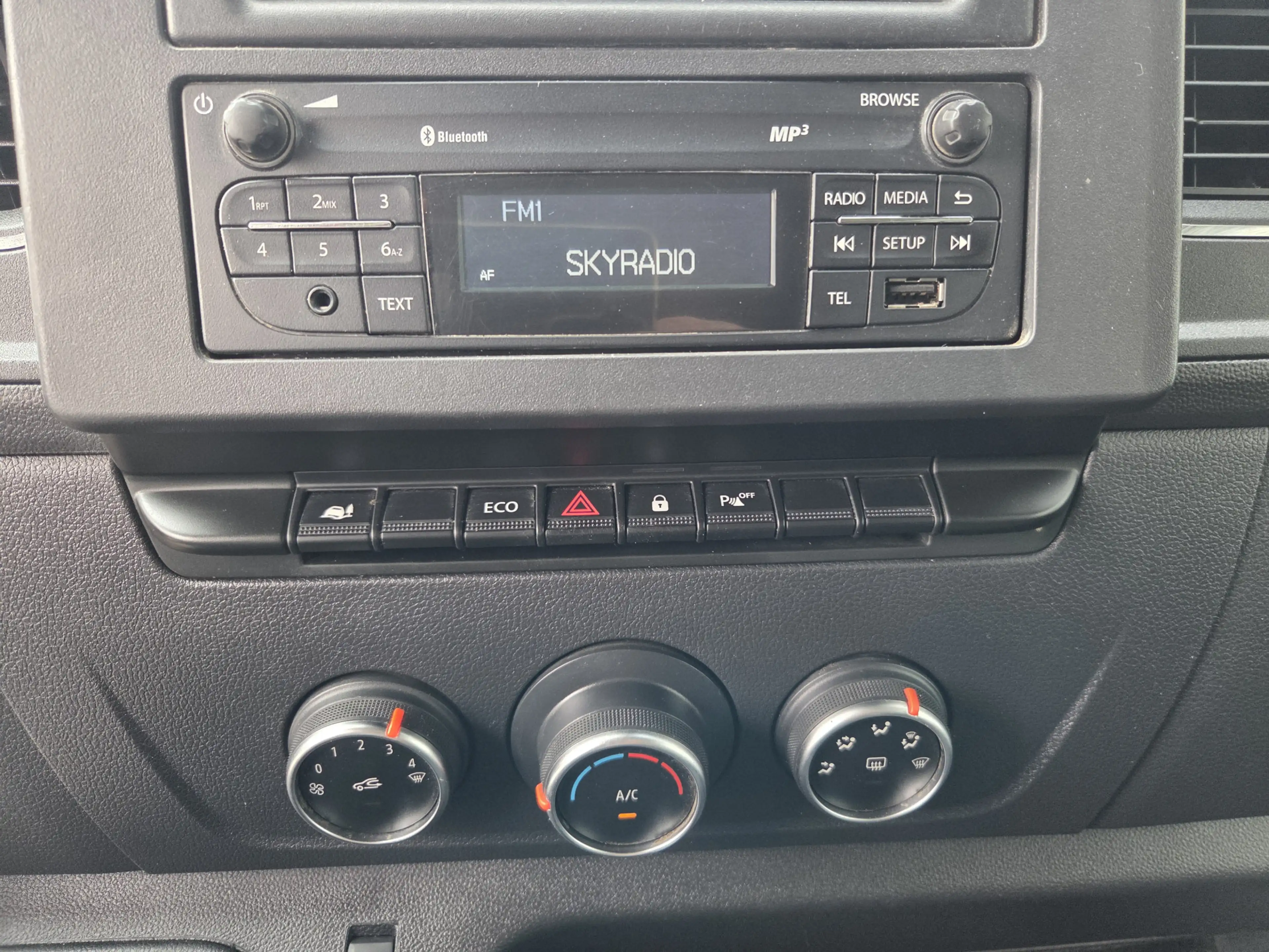 Renault Master T35 2.3 dCi L2H2 DC 7-Persoons Airco Cruisecontrol — photo 15