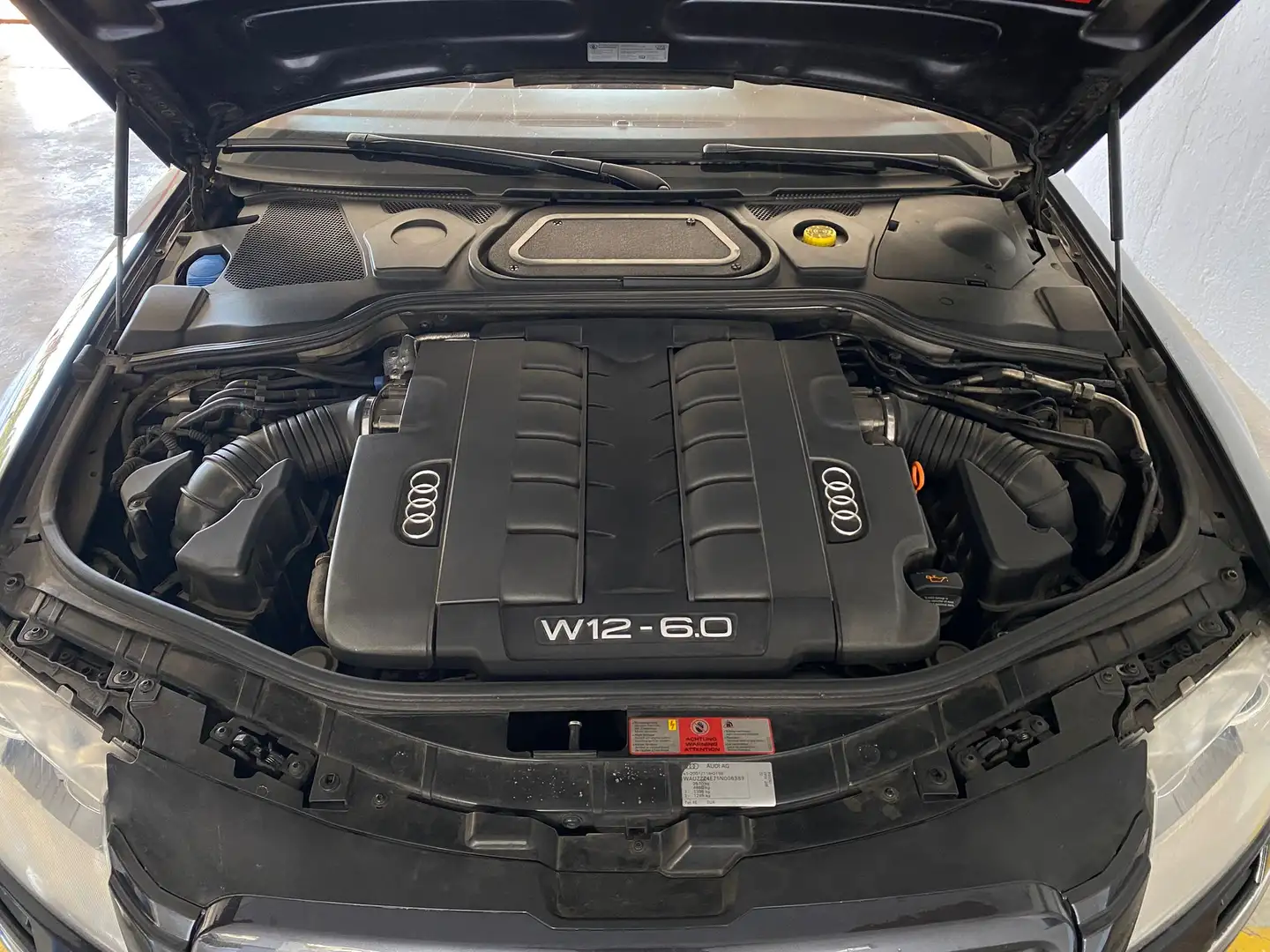 Audi A8 A8 6.0 quattro Tiptronic Gris - 2