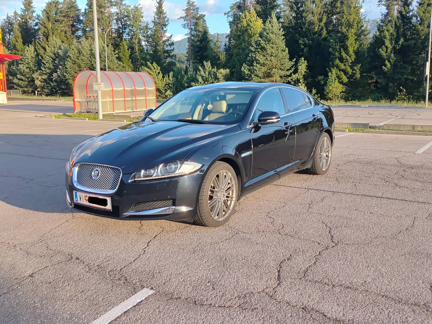 Jaguar XF XF 2,2 Diesel Premium Luxury Premium Luxury Blau - 1