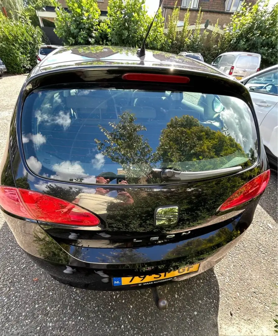 SEAT Leon 2.0 FSI Stylance Zwart - 2