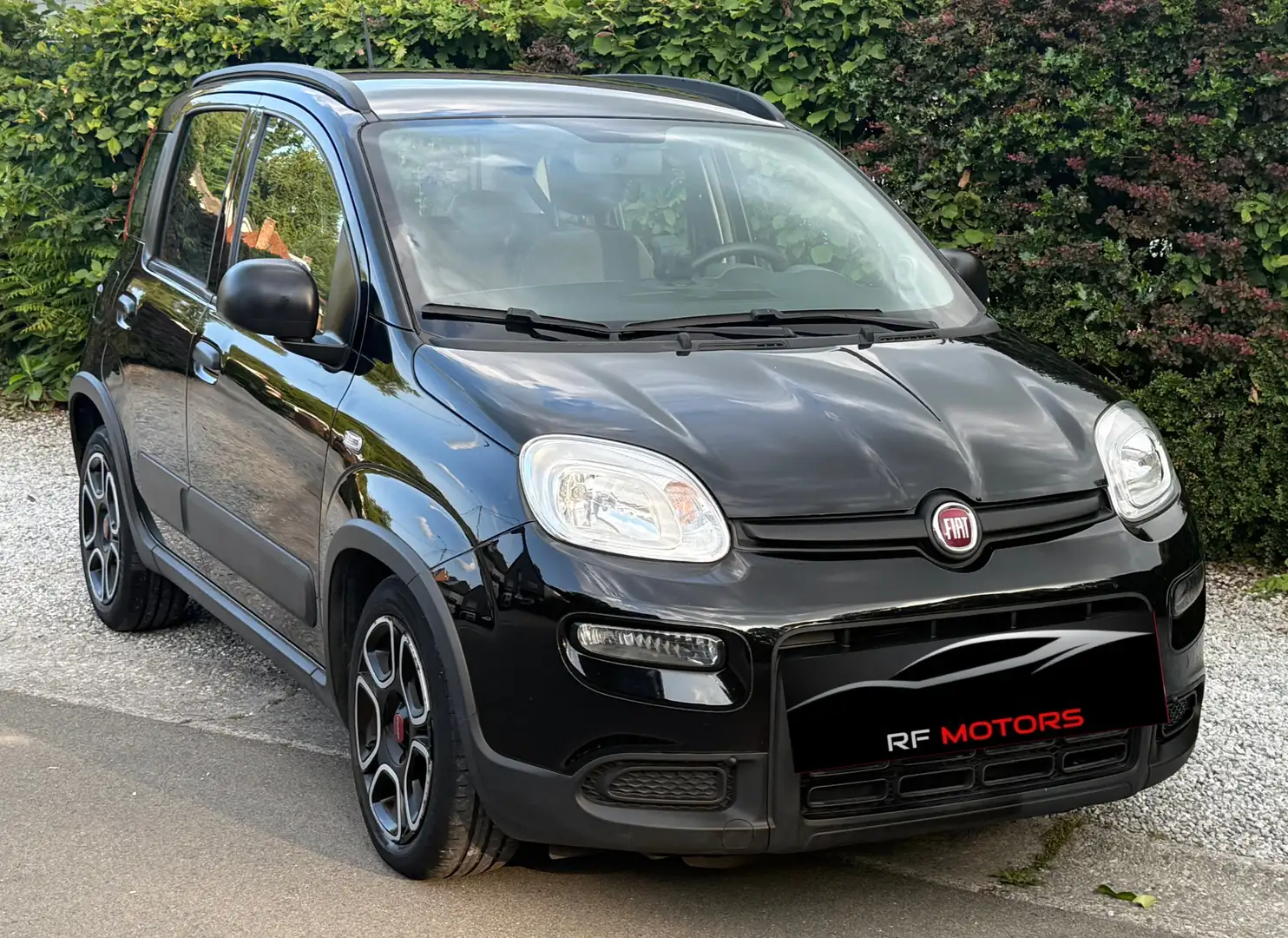 Fiat Panda 1.0i MHEV Sport 5pl. Zwart - 1