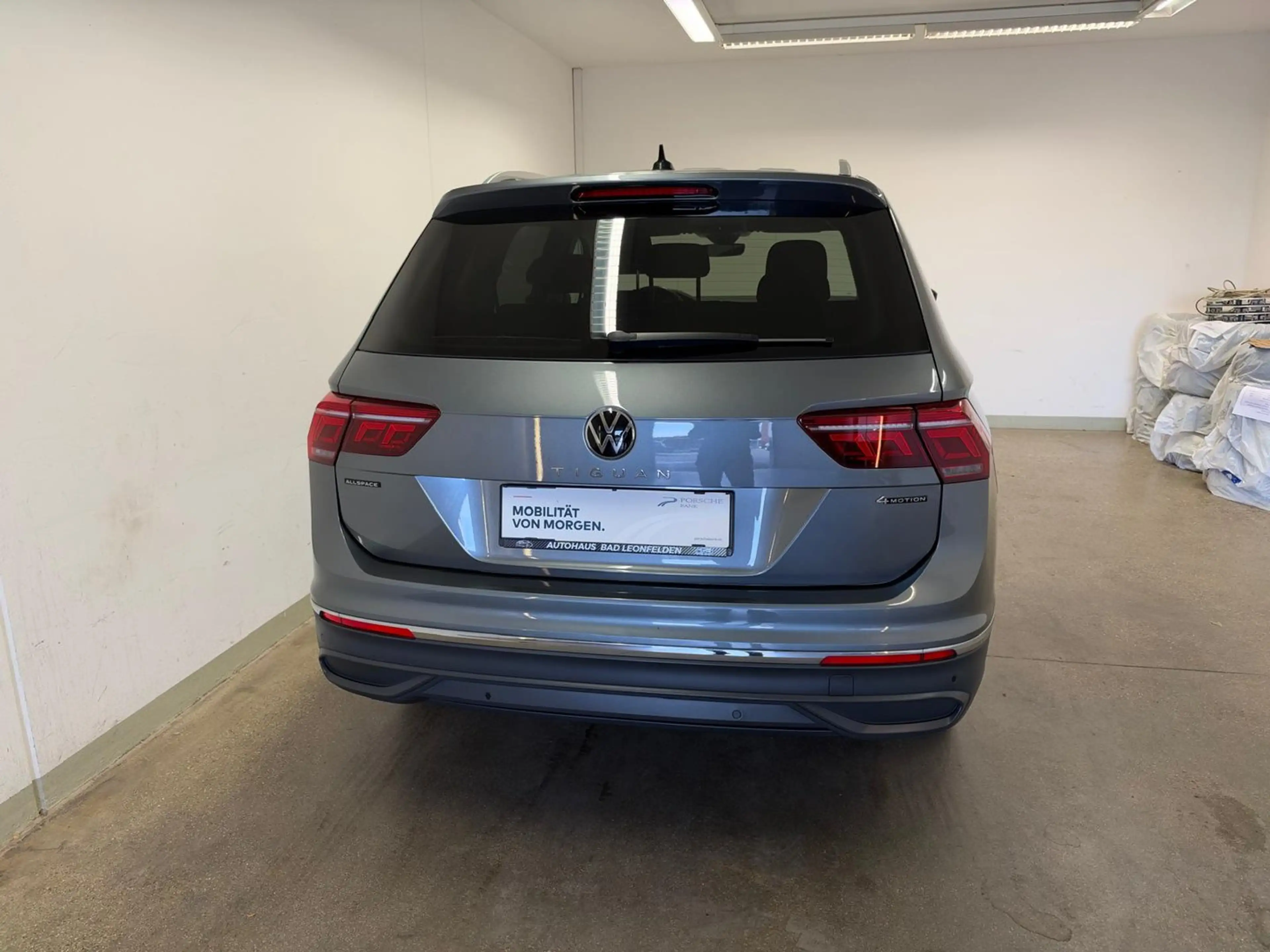 Volkswagen Tiguan Allspace Life TDI 4MOTION DSG — photo 4