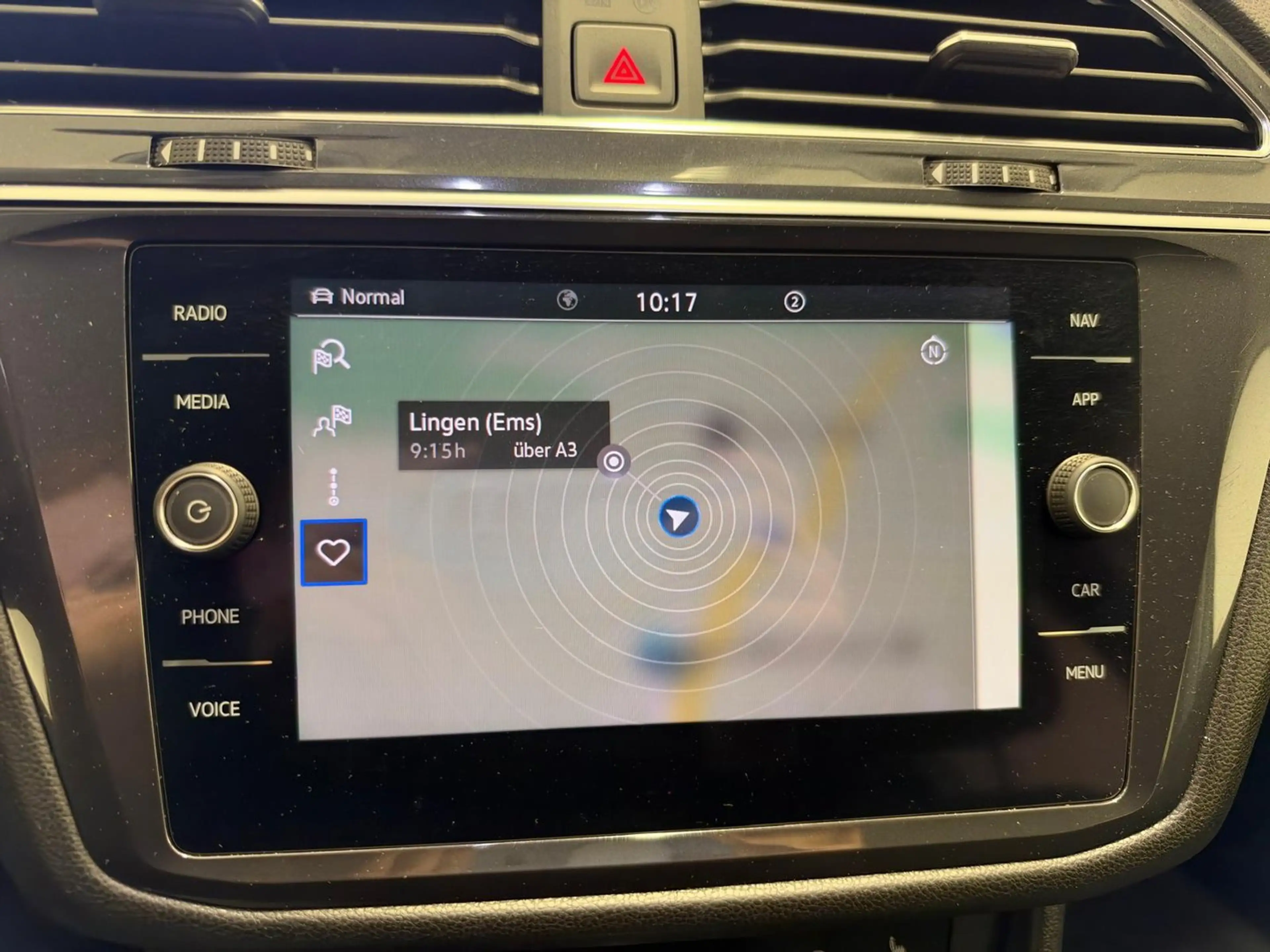 Volkswagen Tiguan Allspace Life TDI 4MOTION DSG — photo 13