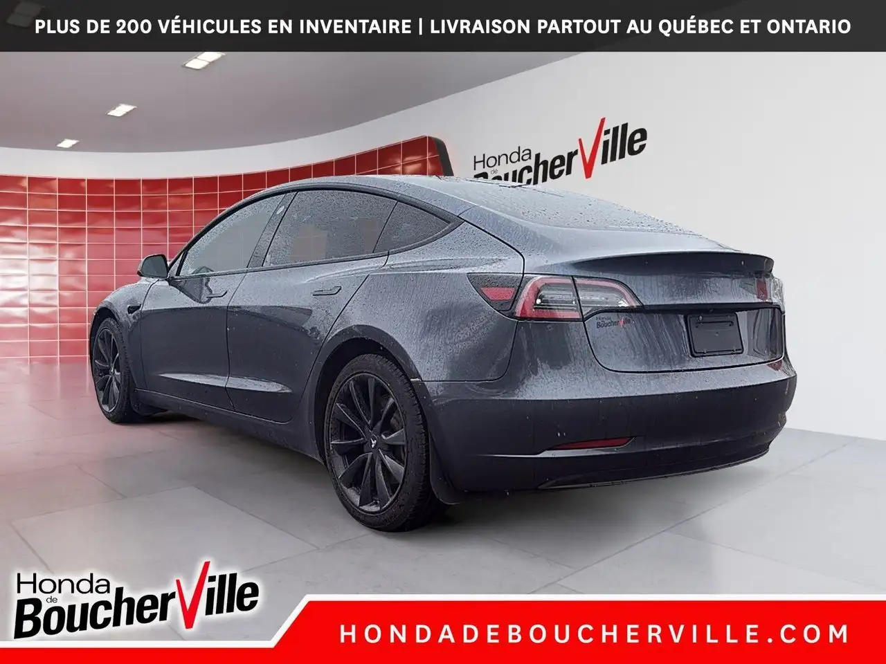 Tesla Model 3 снимка Tesla Model 3