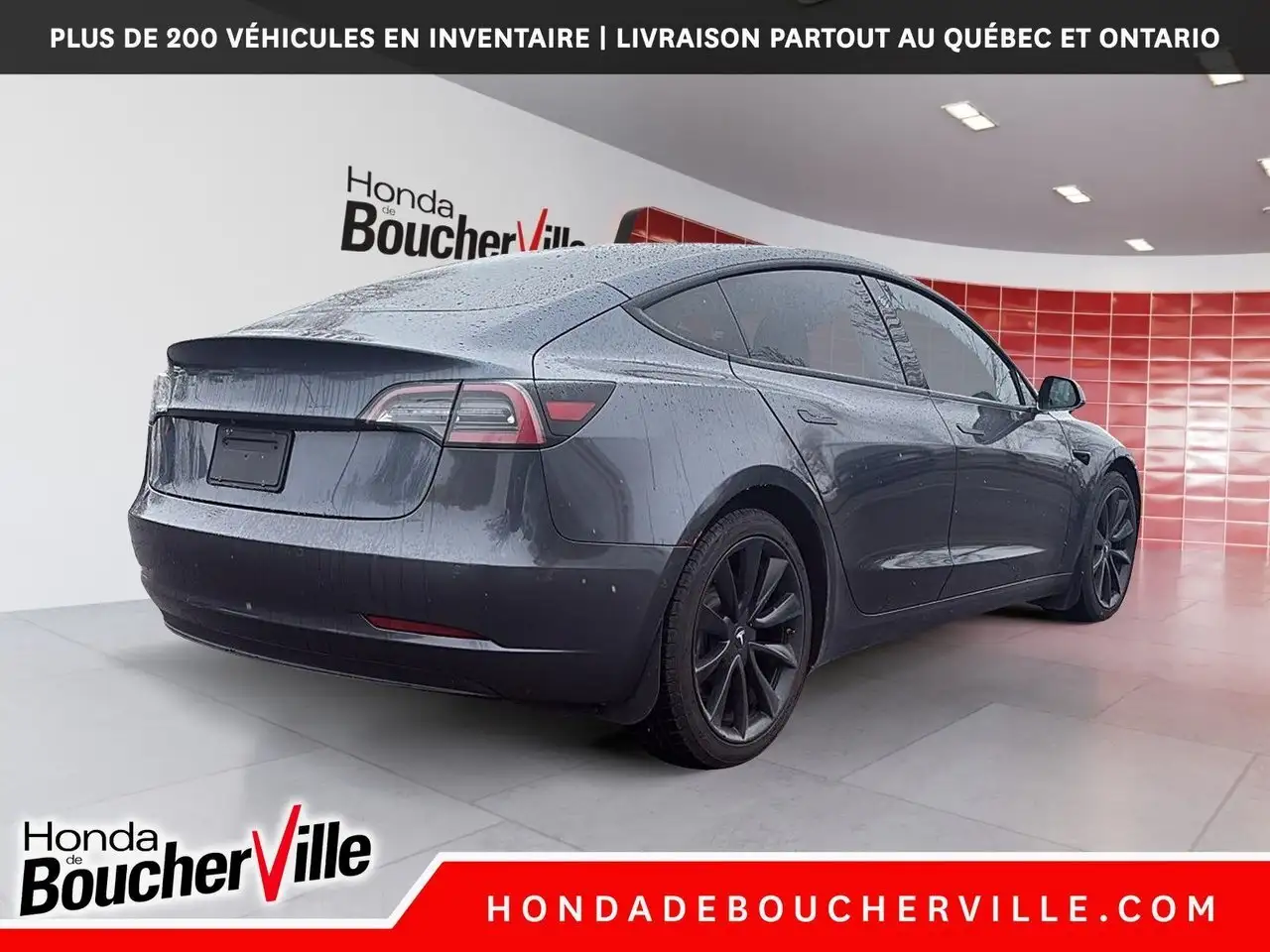 Tesla Model 3 снимка Tesla Model 3