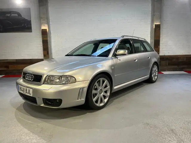 Audi RS4 Avant