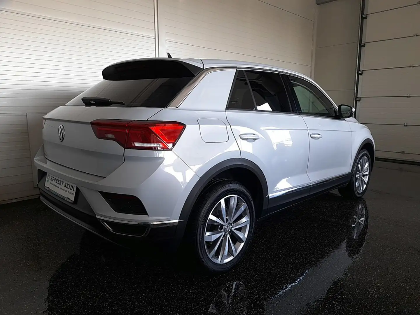 Volkswagen T-Roc STYLE 4x4 2,0 TDI DSG *STANDHZG / 17 ZOLL / NAV... Weiß - 2