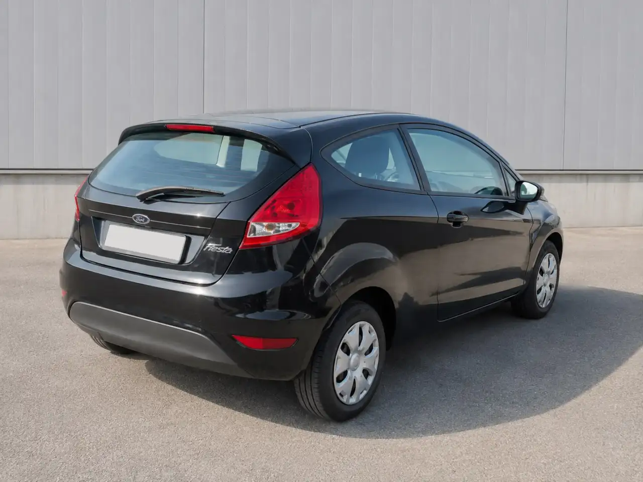 Ford Fiesta 3 portes — photo 3