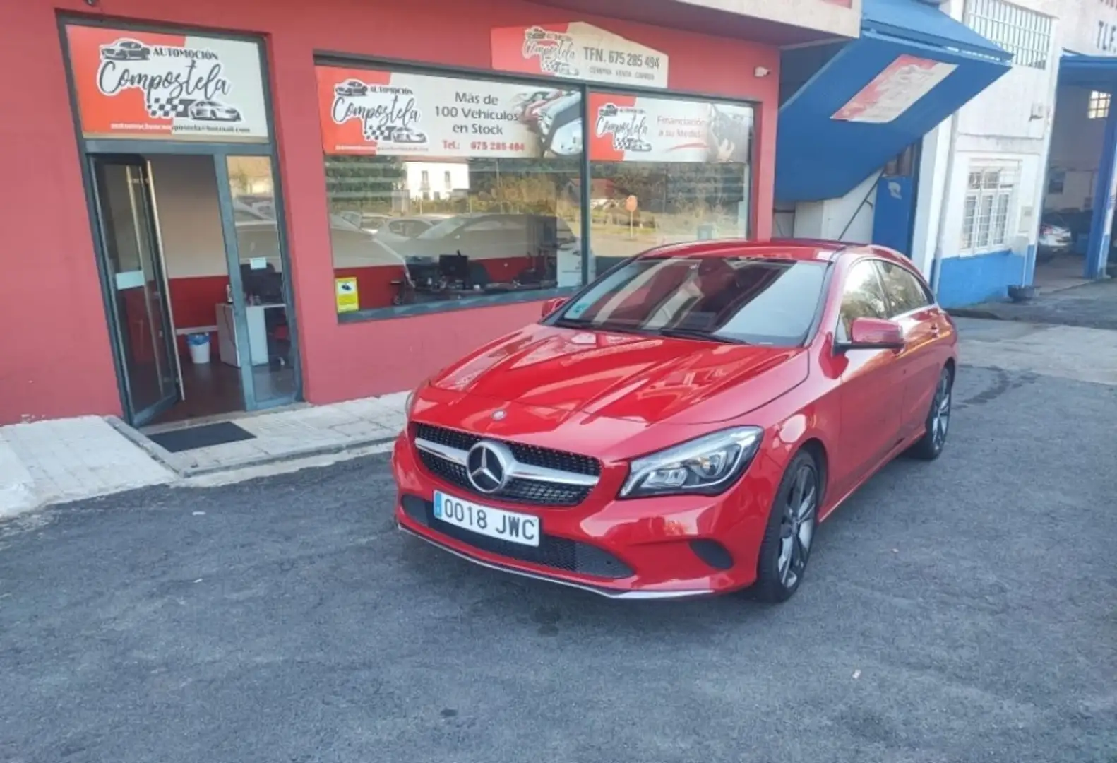 Mercedes-Benz CLA 200 Shooting Brake 200d Rouge - 1