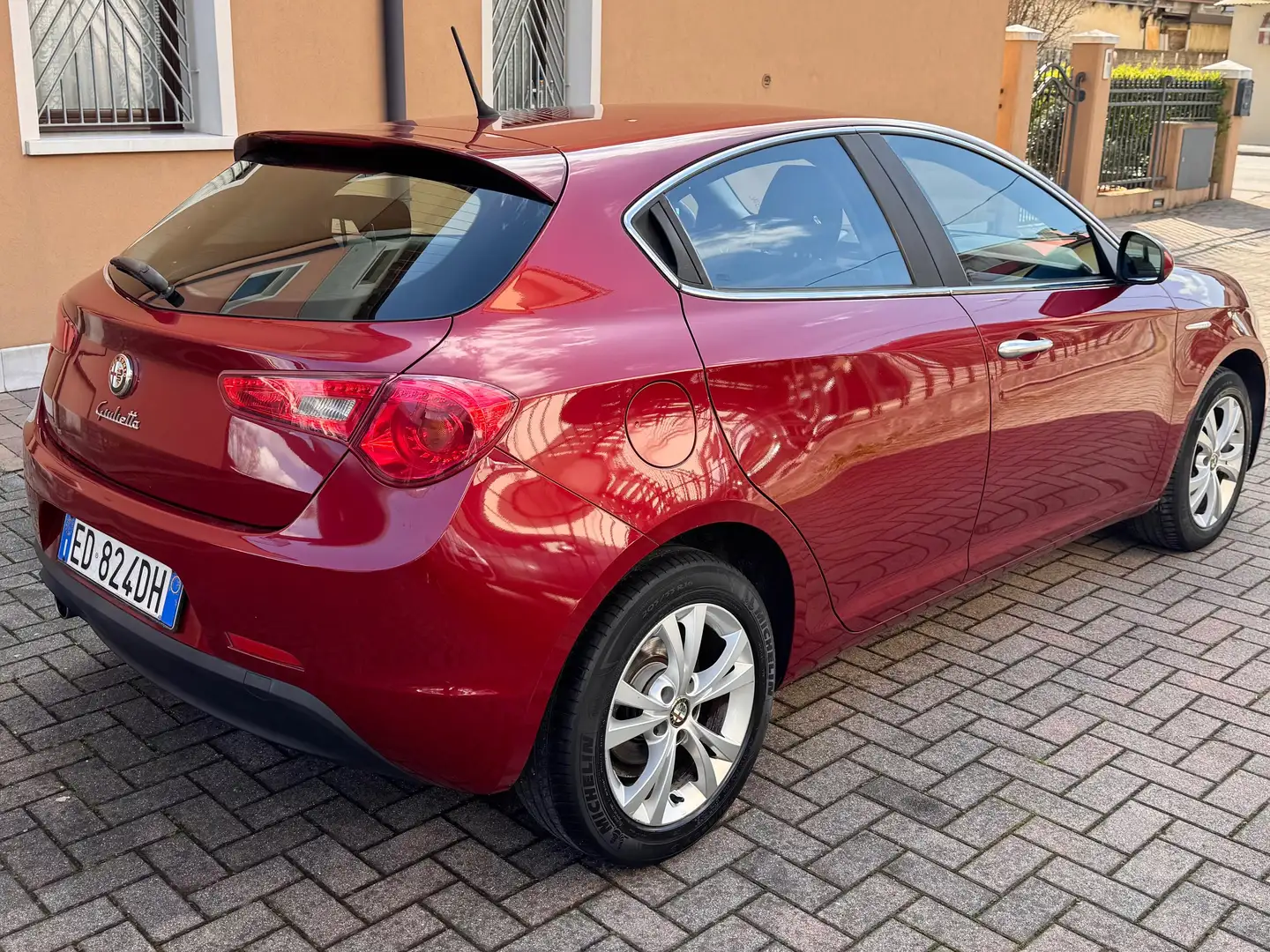 Alfa Romeo Giulietta 1.6 jtdm(2) Distinctive Arancione - 2