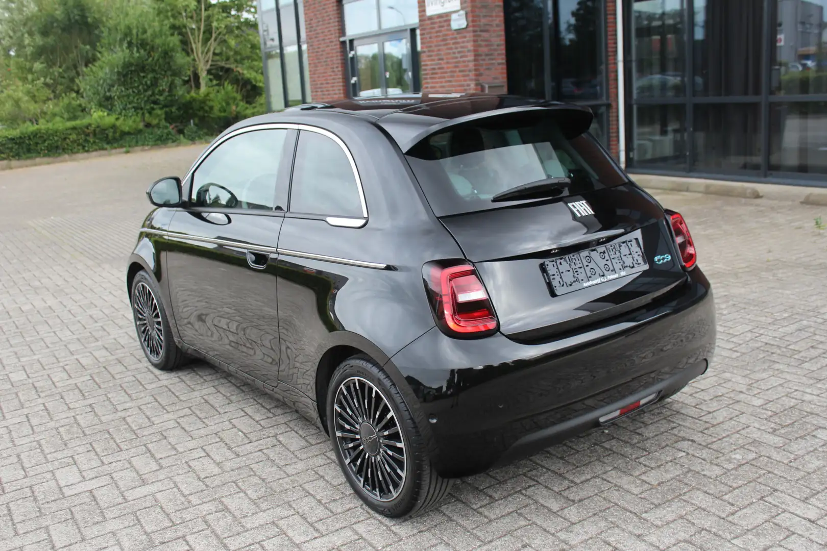 Fiat 500 La Prima 42 kWh Led-Leder-Camera-Pano 1800 Km !! - 2