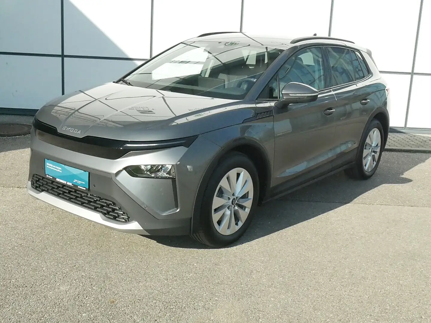 Skoda Elroq 60 Loft, AHK schwenkbar, Matrix-LED, Wärmepumpe... Grau - 2