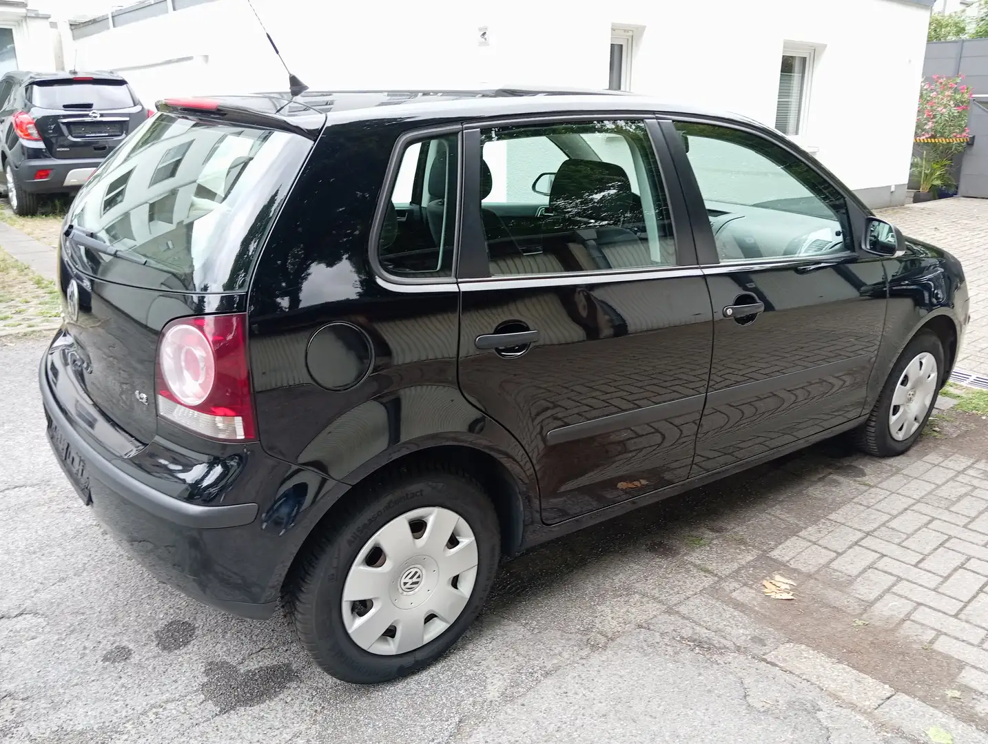 Volkswagen Polo United Schwarz - 2