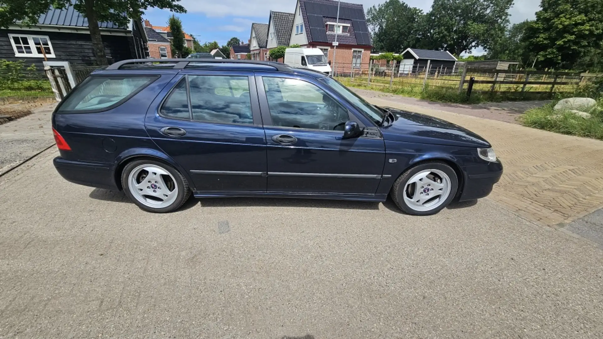 Saab 9-5 Estate 2.3 Turbo Aero Bleu - 2