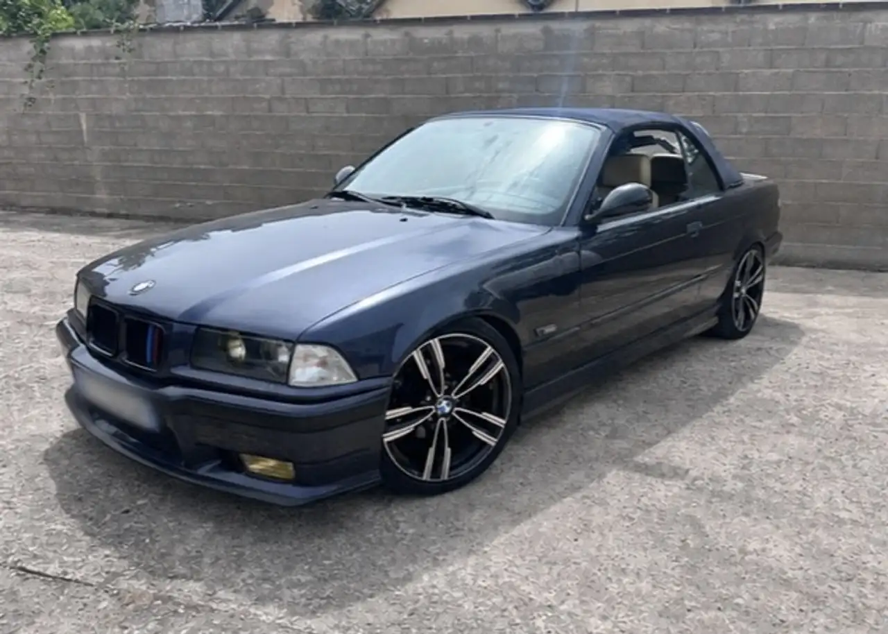 BMW 318i, foto 2