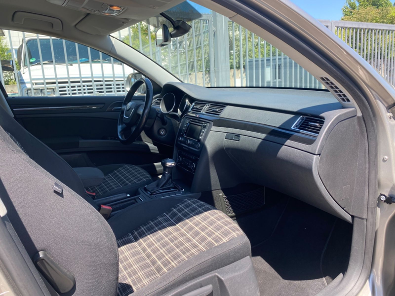 Skoda Superb Family 1.8 TSI *Automatik*SH bei Skoda* — photo 6