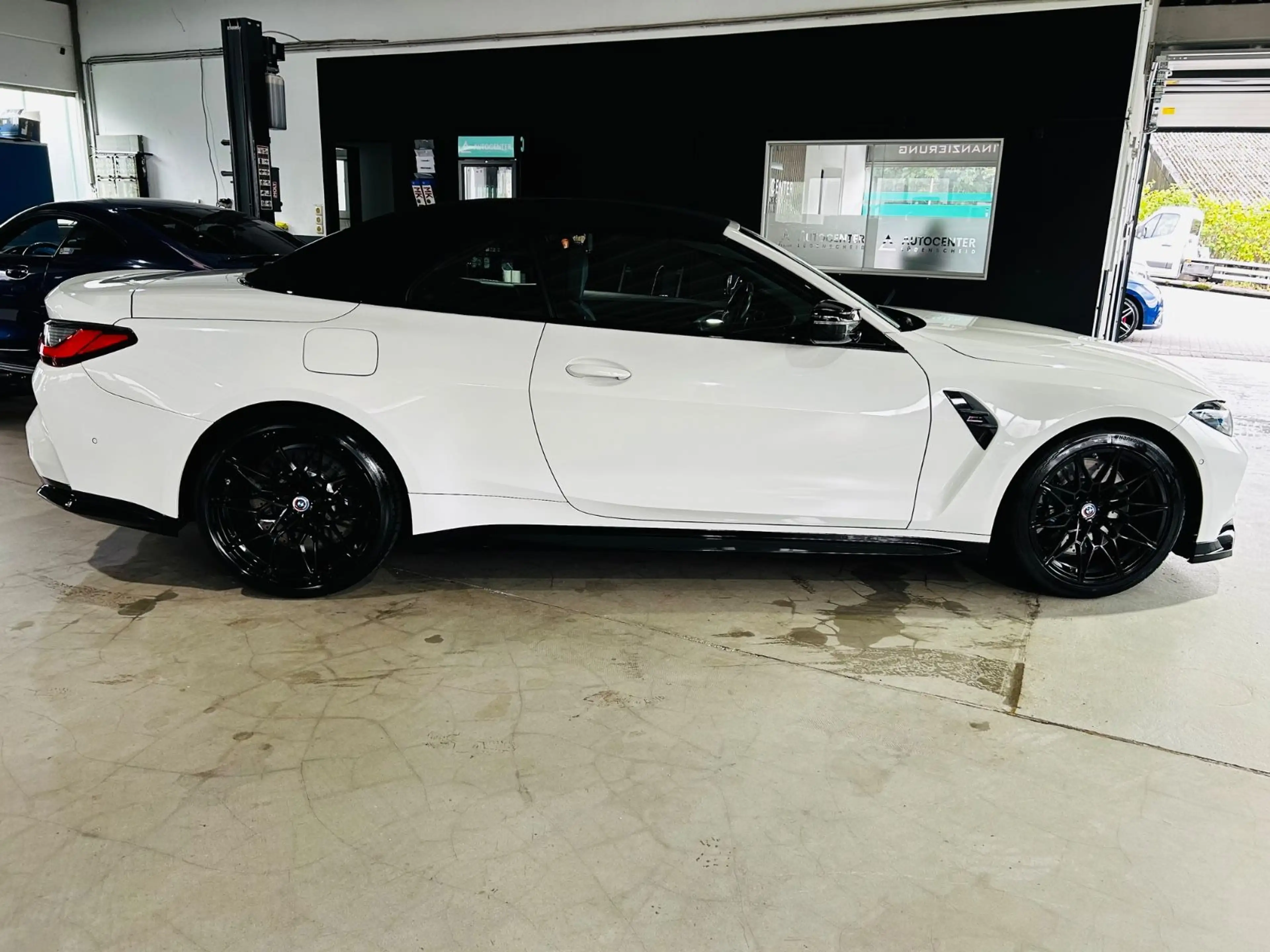 BMW M4 Cabrio xDrive Competition *Laser* — photo 7