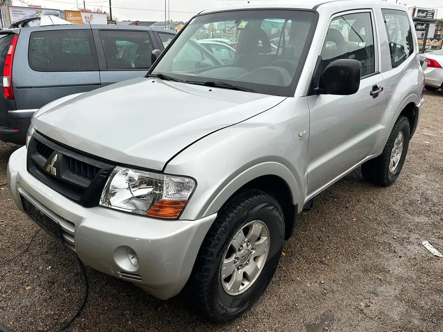Mitsubishi Pajero GLS 3,2 DI-D TD Aut. **Export*Getriebe Problem** Grau - 2
