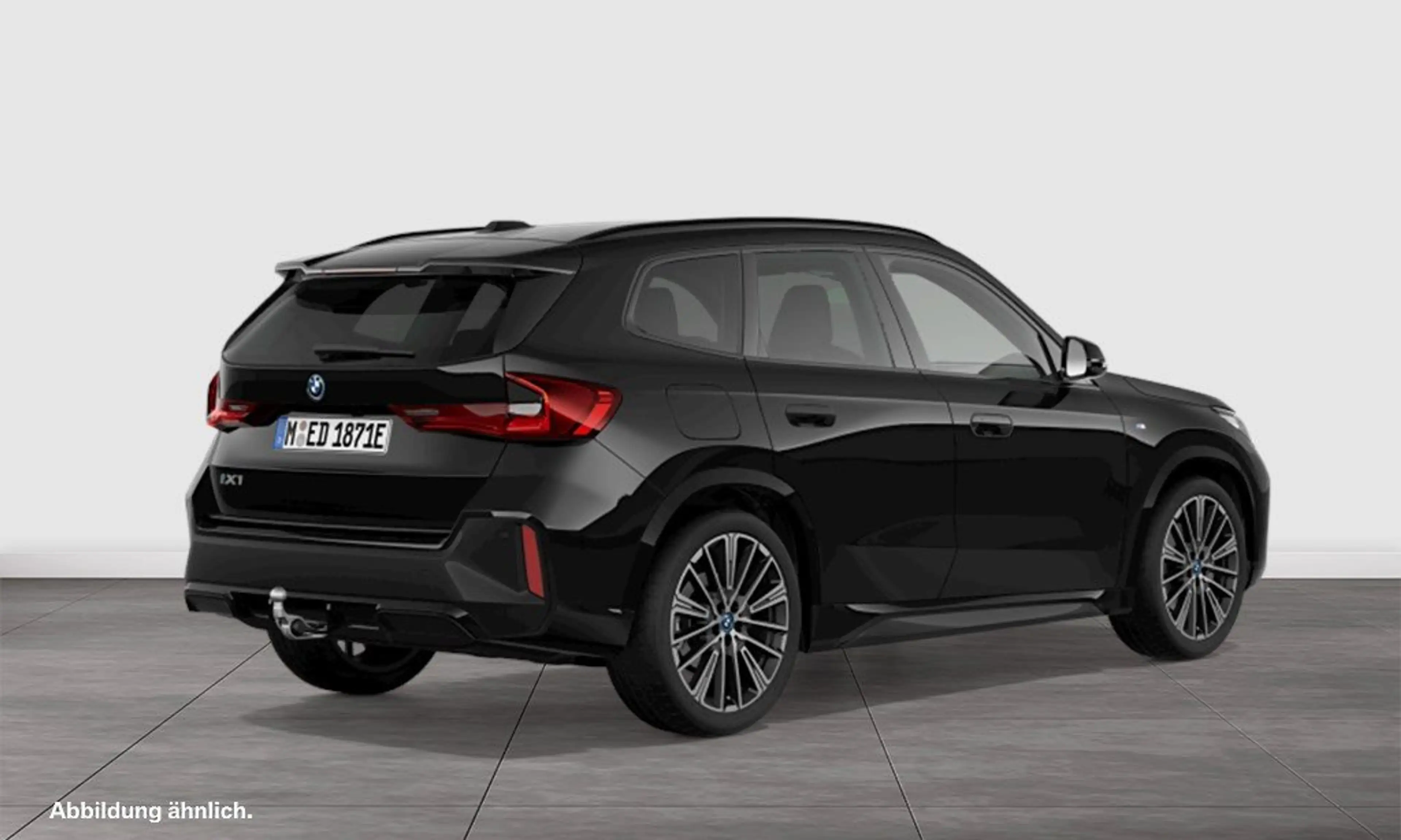 BMW iX1 xDrive30 M Sport AHK RFK NAVI Standh. LED — photo 2