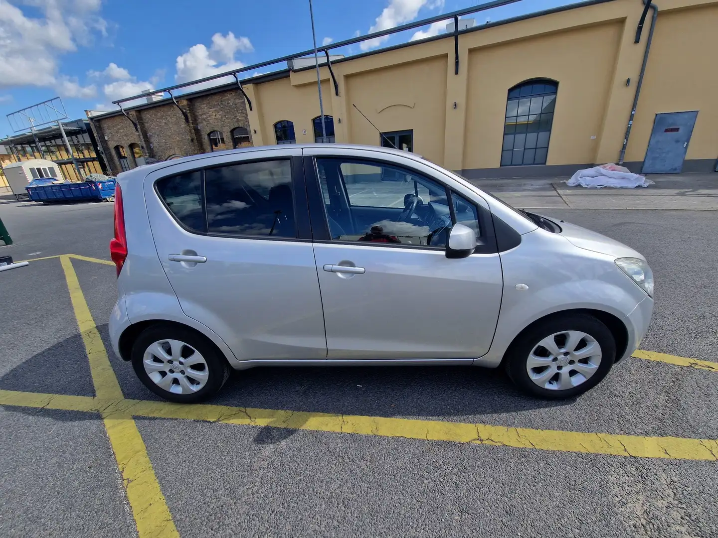 Opel Agila Agila 1.0 ecoFLEX Edition Silber - 2