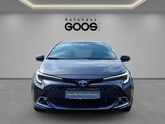 Toyota Corolla view 8