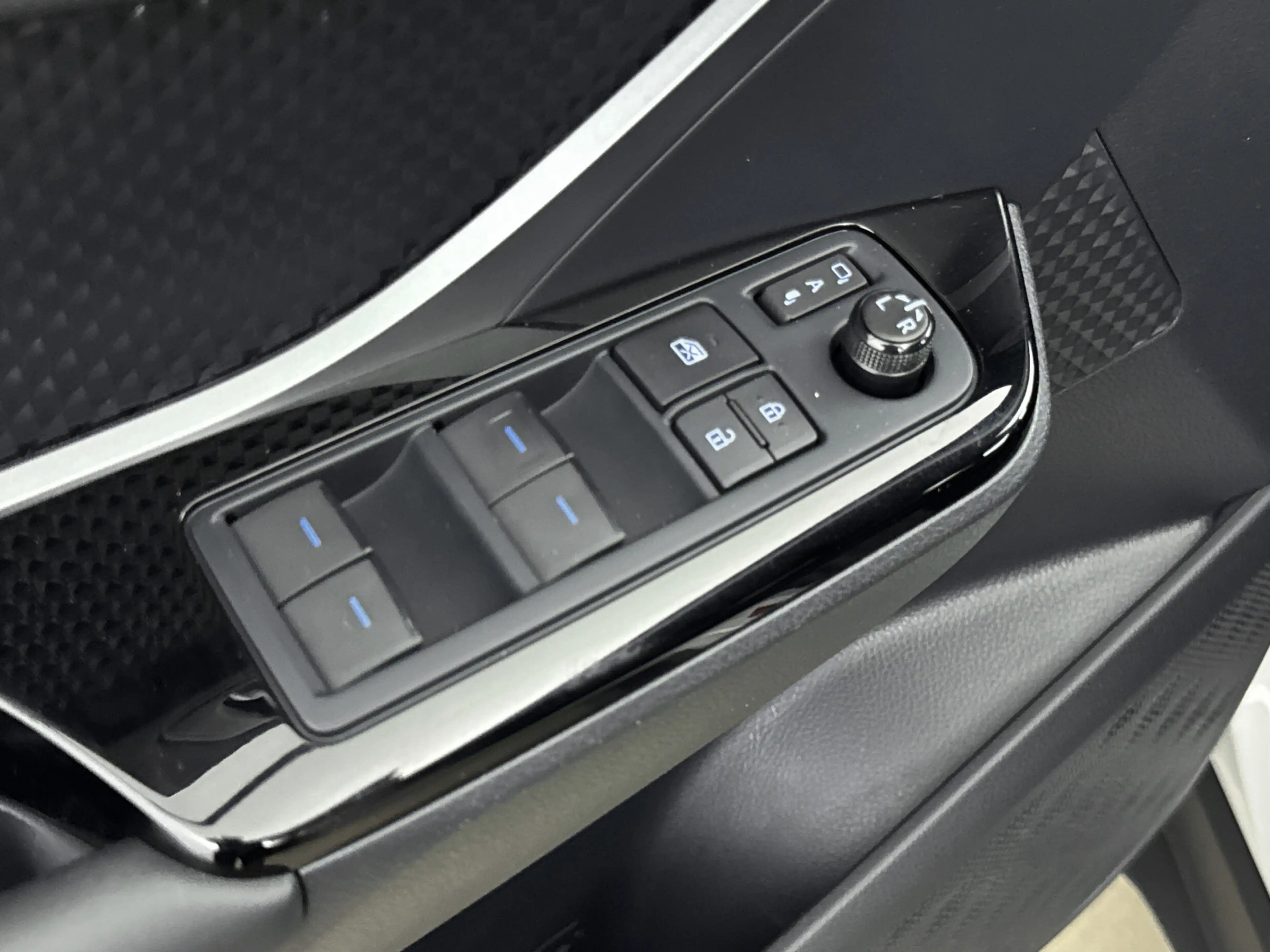 Toyota C-HR - 1.8 Hybrid GR-Sport // DEALERONDERHOUDEN // STOE — photo 25