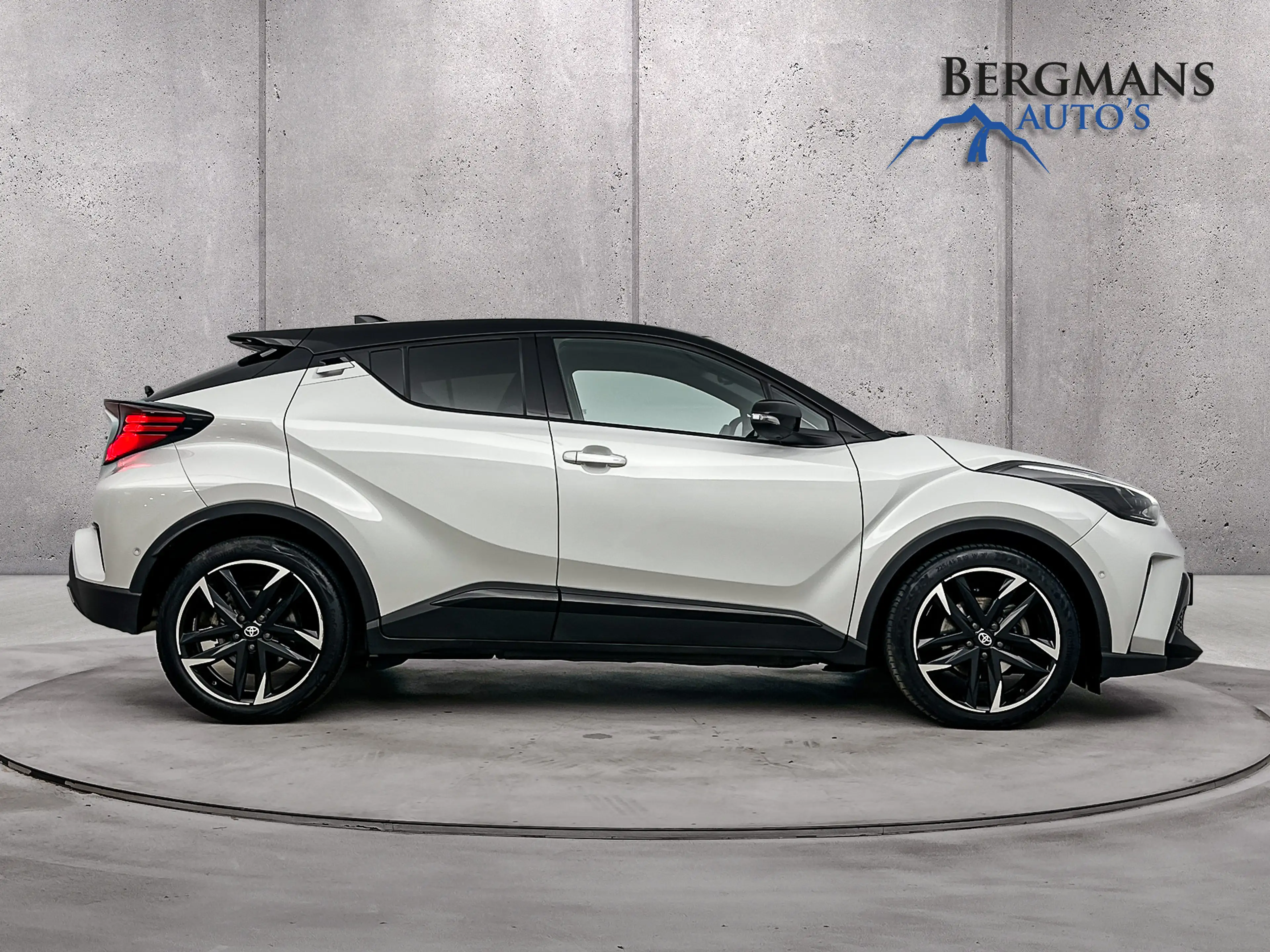 Toyota C-HR - 1.8 Hybrid GR-Sport // DEALERONDERHOUDEN // STOE — photo 9