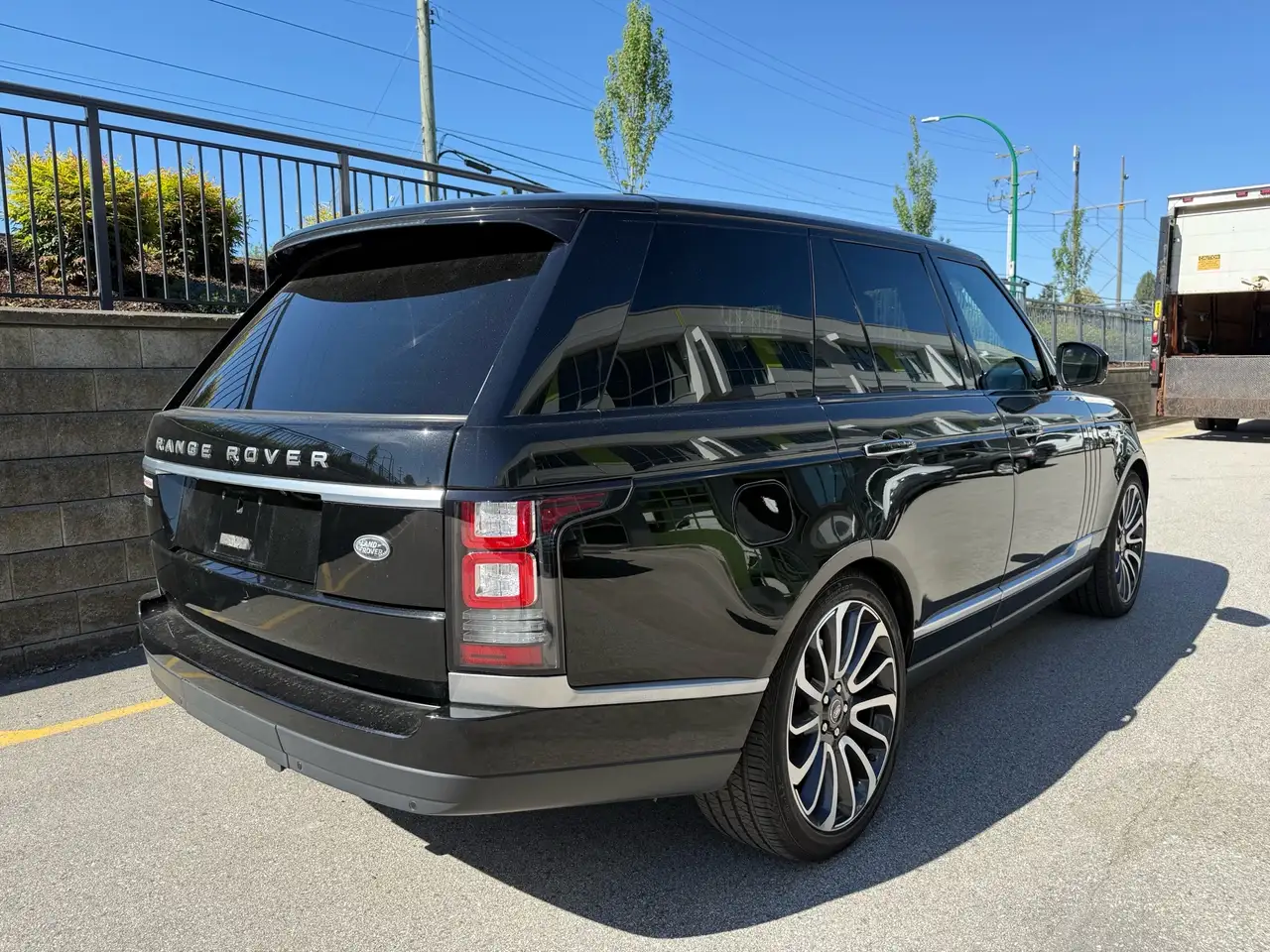 Land Rover Range Rover снимка Land Rover Range Rover