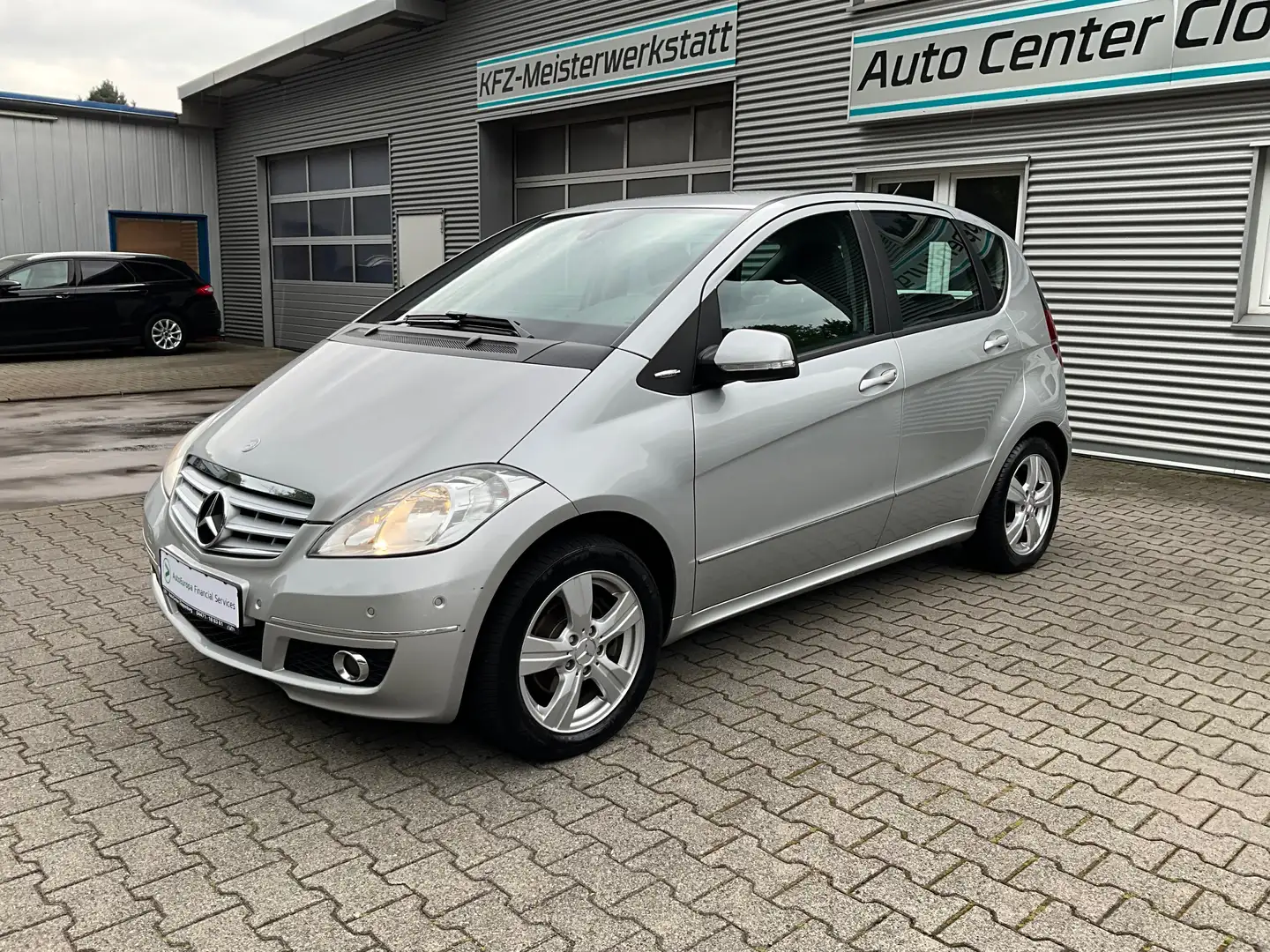 Mercedes-Benz A 180 CDI Automatik Grau - 1