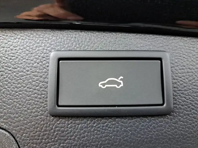 Skoda Superb view 8