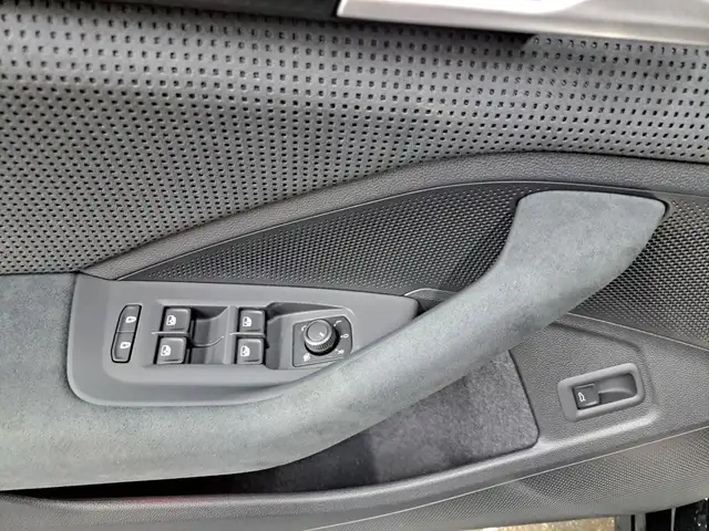 Skoda Superb view 13