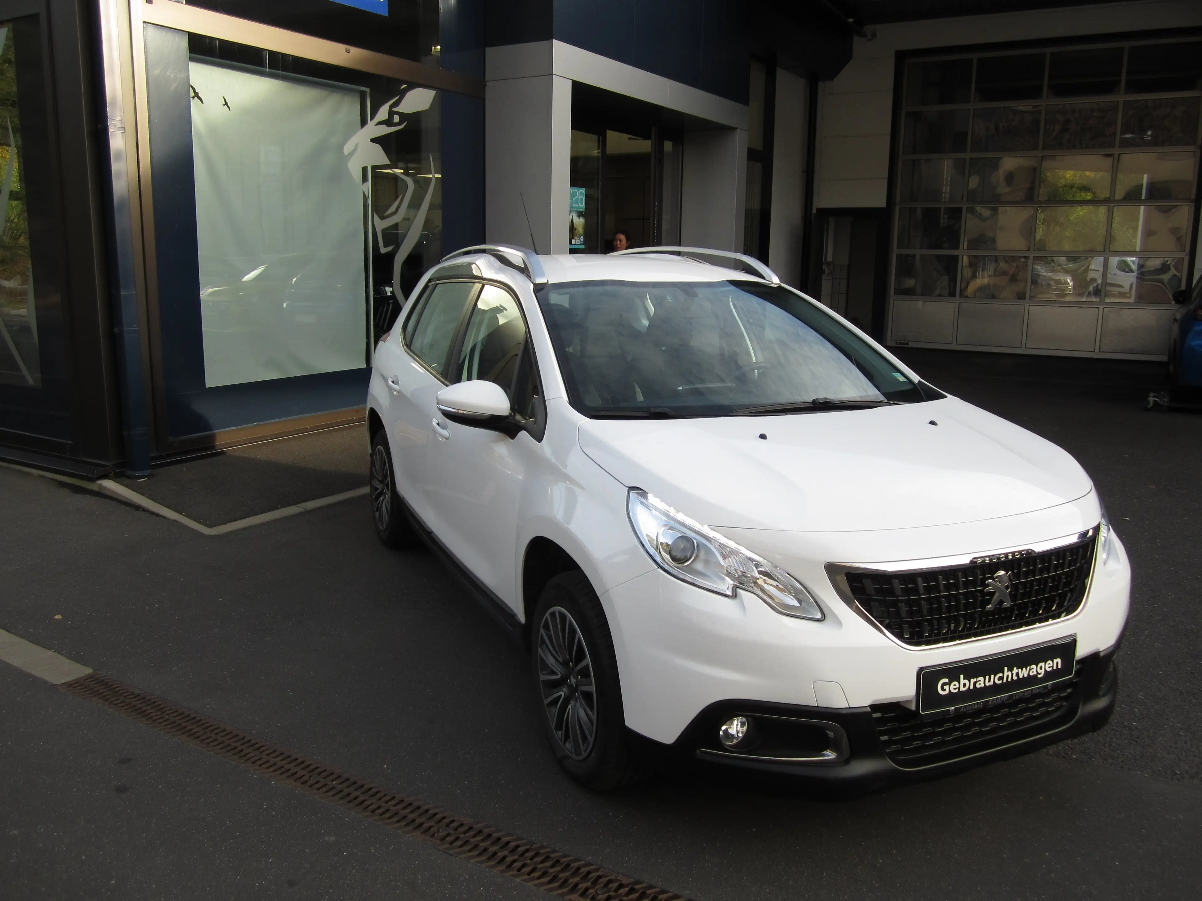 Peugeot 2008 Active 110 — photo 7