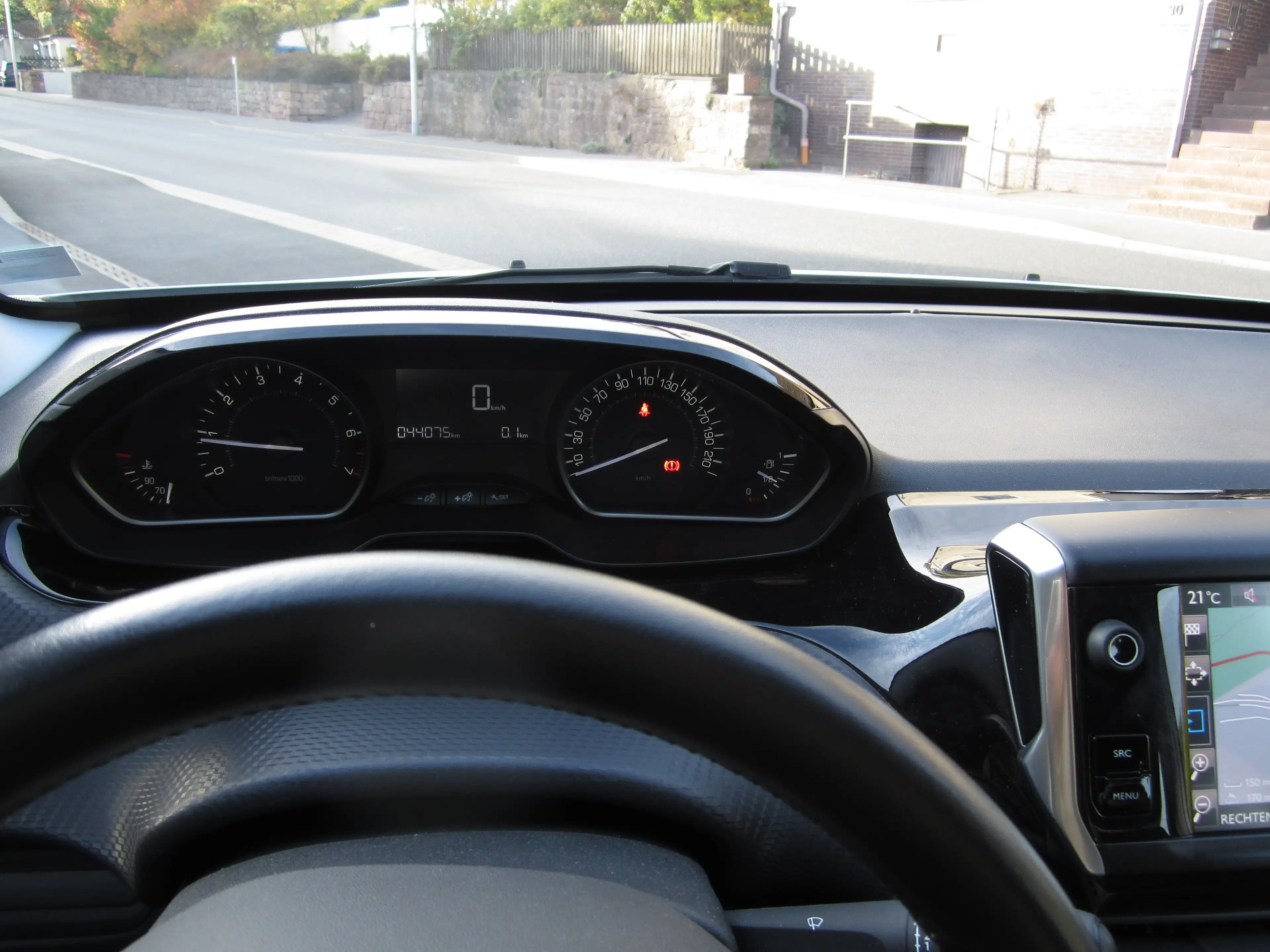Peugeot 2008 Active 110 — photo 10