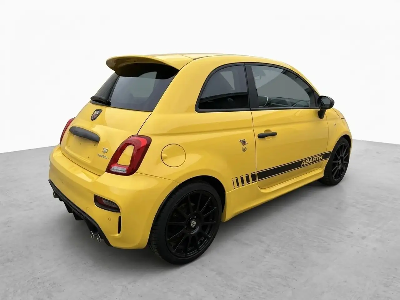 Abarth 595 Competizione 2021