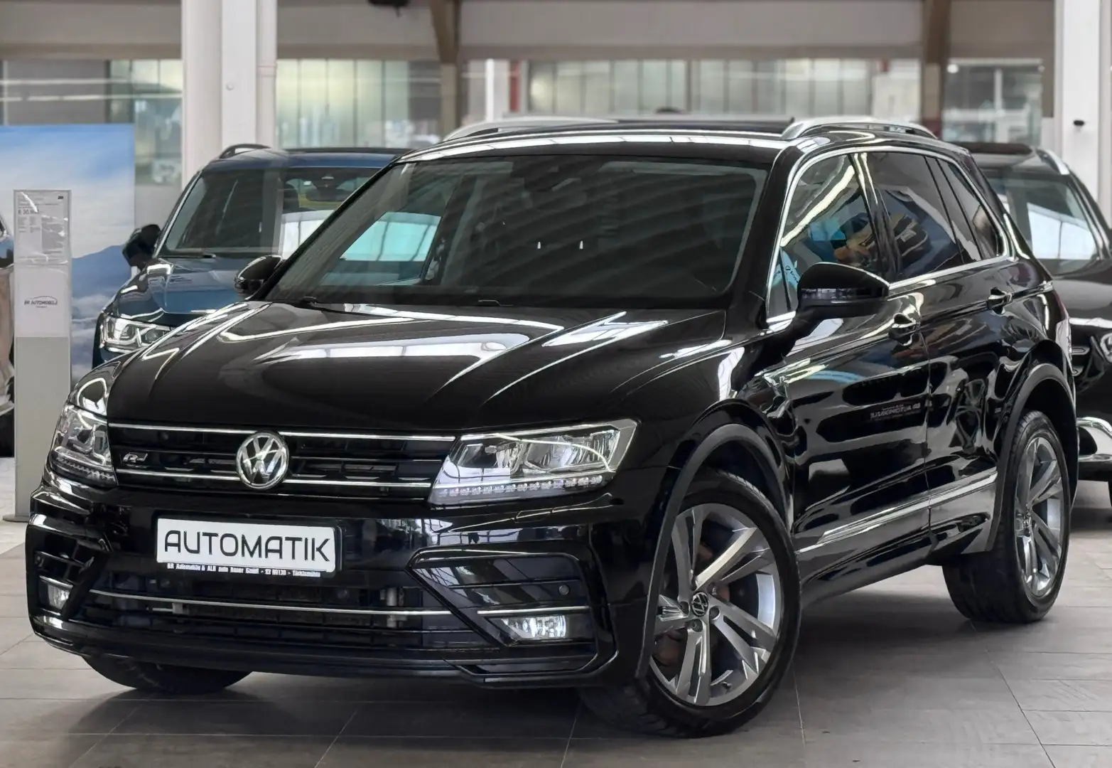 Volkswagen Tiguan Highline R-Line*4Motion*Virtual*LED*AHK Negro - 1