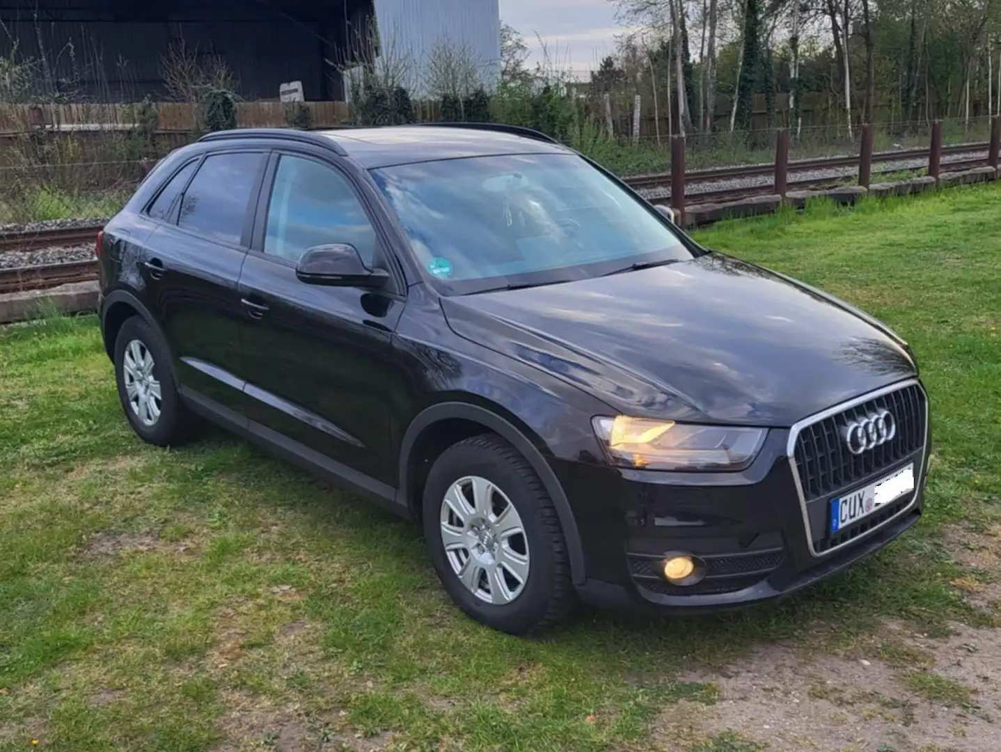 Audi Q3 Q3 Diesel 2.0 TDI DPF design Schwarz - 2