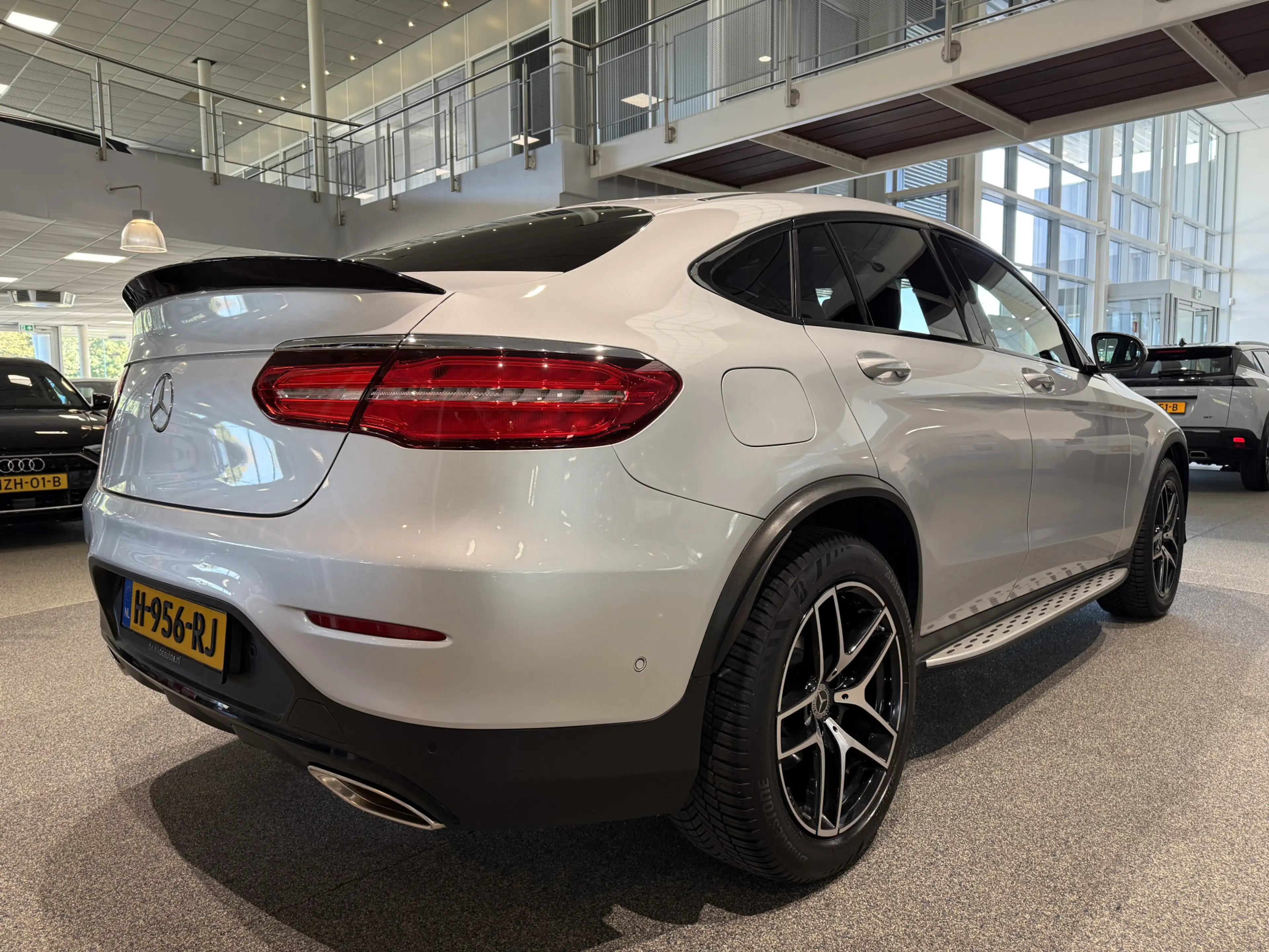 Mercedes-Benz GLC 250 Coupé 4MATIC, Schuifdak, Trekhaak, Leder, 20" — photo 6