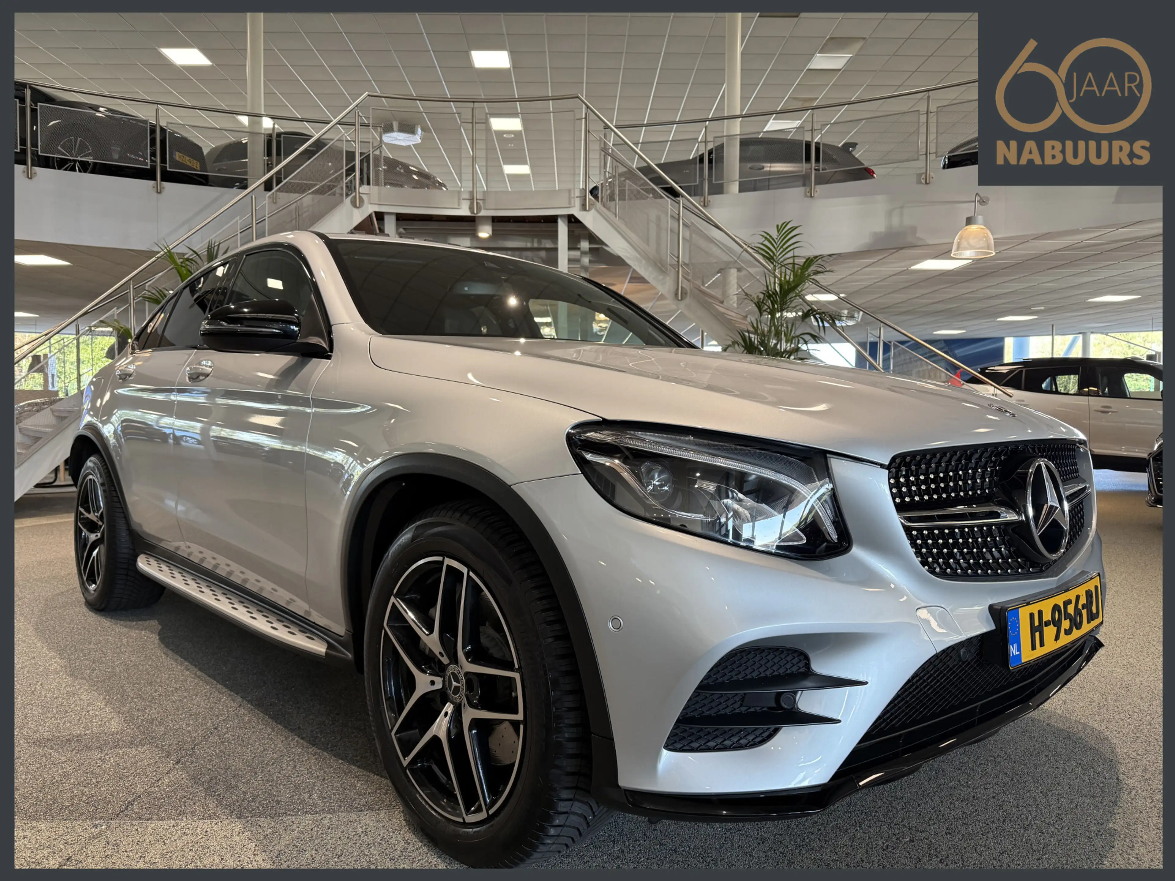 Mercedes-Benz GLC 250 Coupé 4MATIC, Schuifdak, Trekhaak, Leder, 20"