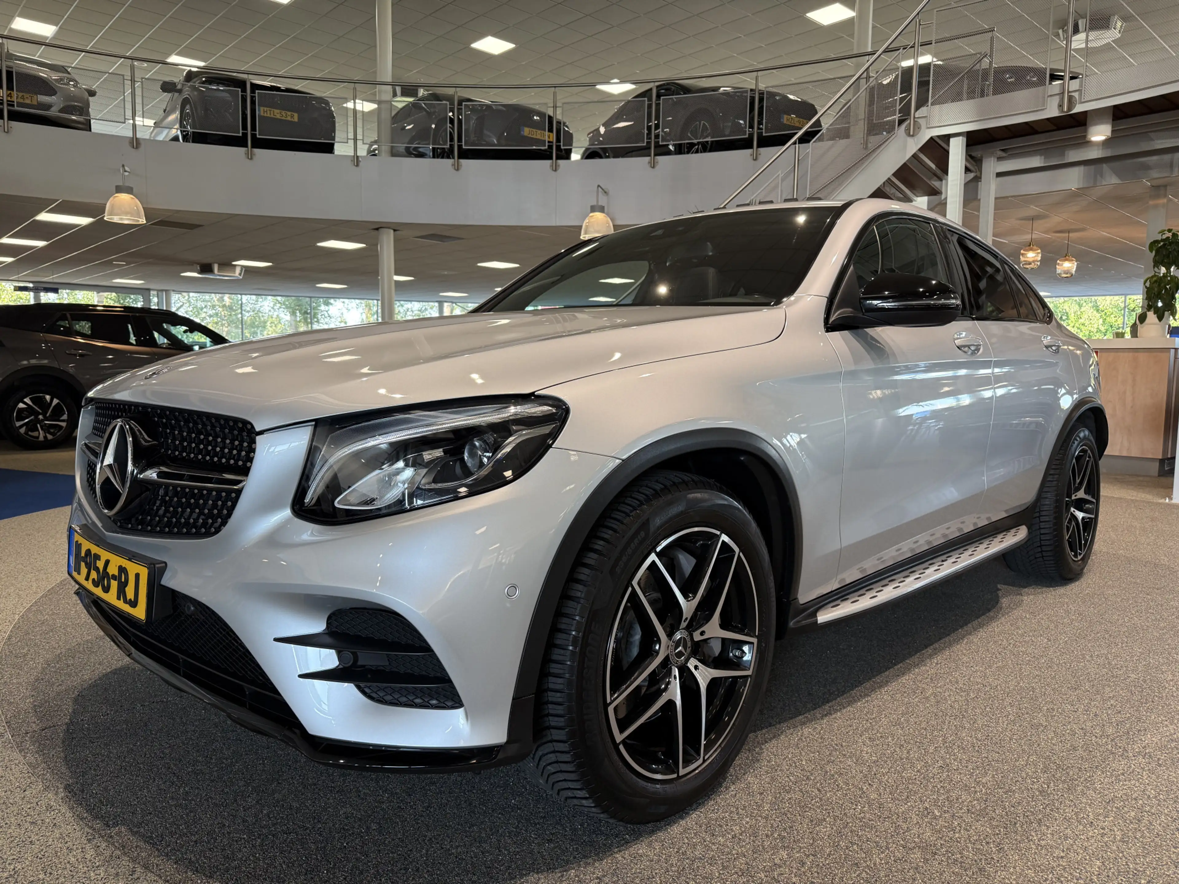 Mercedes-Benz GLC 250 Coupé 4MATIC, Schuifdak, Trekhaak, Leder, 20" — photo 5