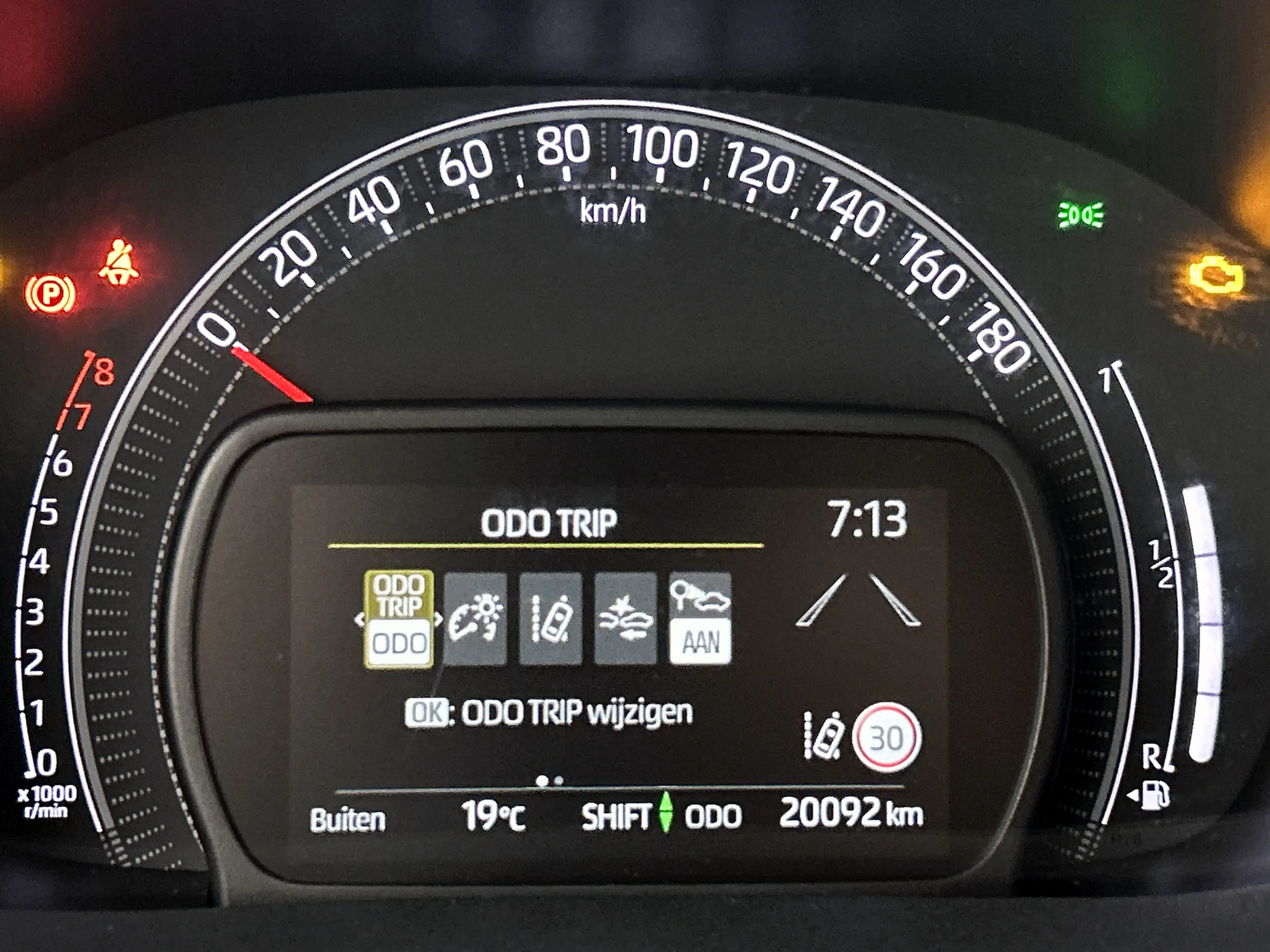 Toyota Aygo X 1.0 VVT-i MT Play | Cruise Control Adaptief | Acht — photo 5